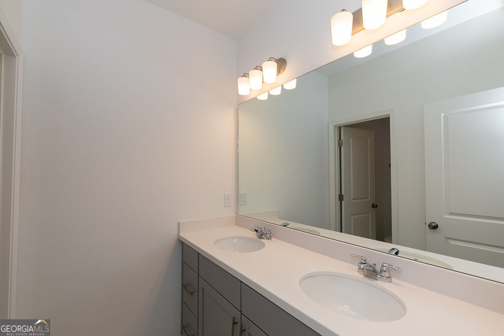 2186 Derrick Drive Property Photo 28
