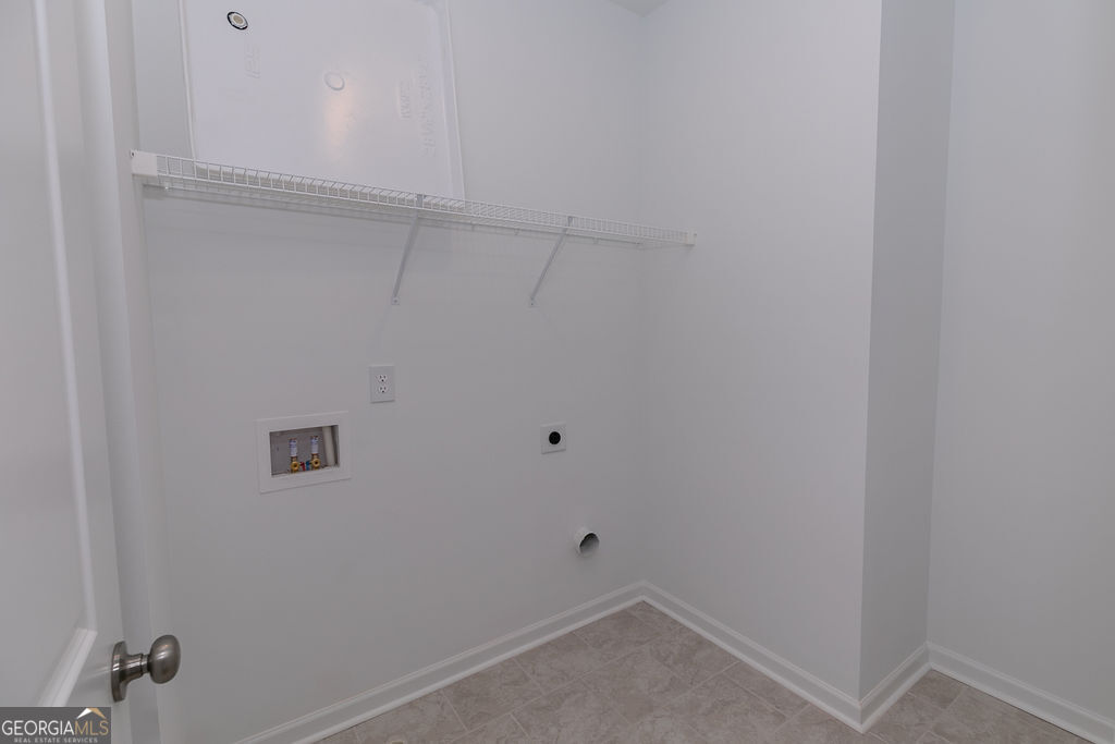 2186 Derrick Drive Property Photo 30