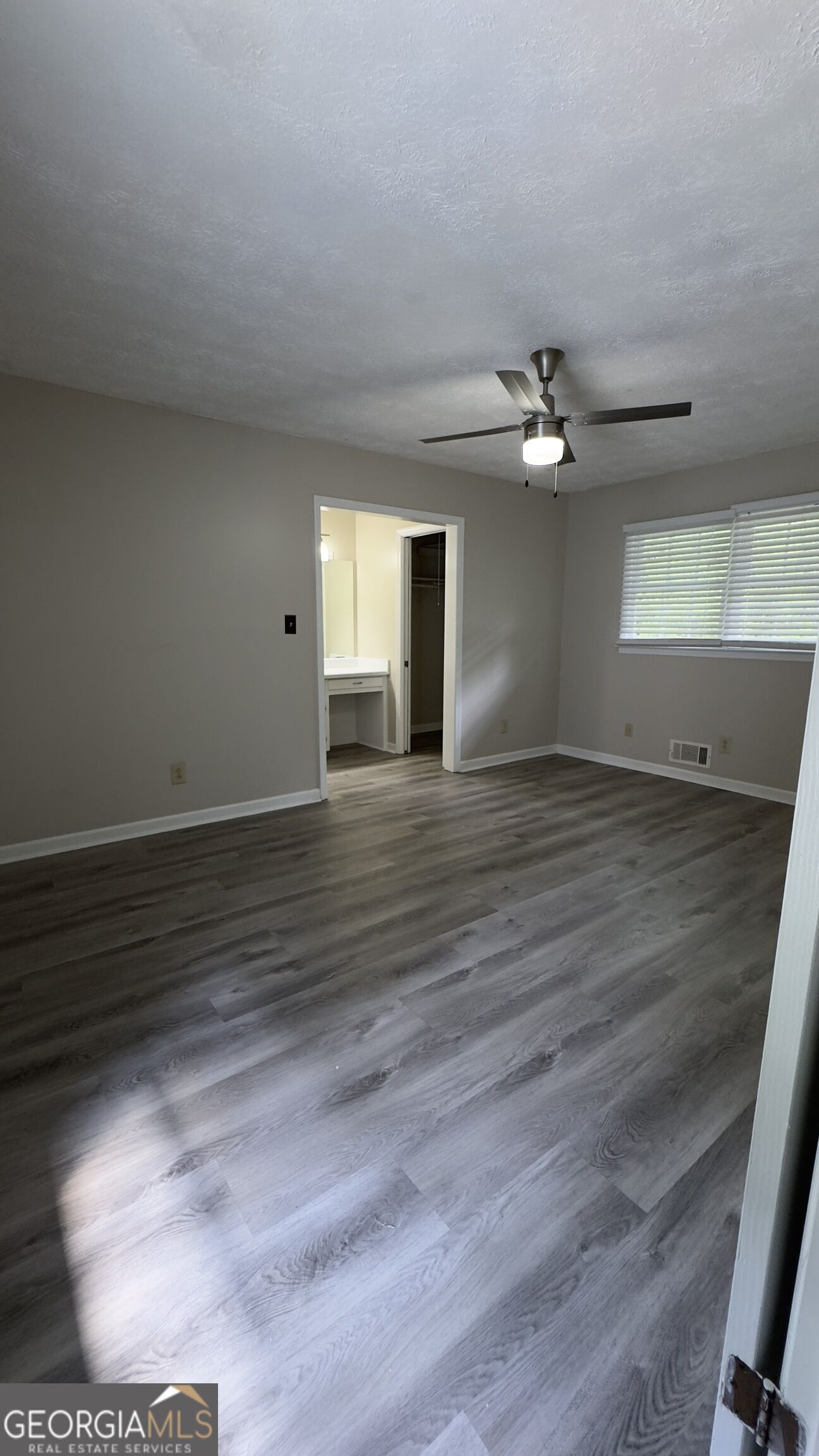 1050 Forest Heights Road Property Photo 17