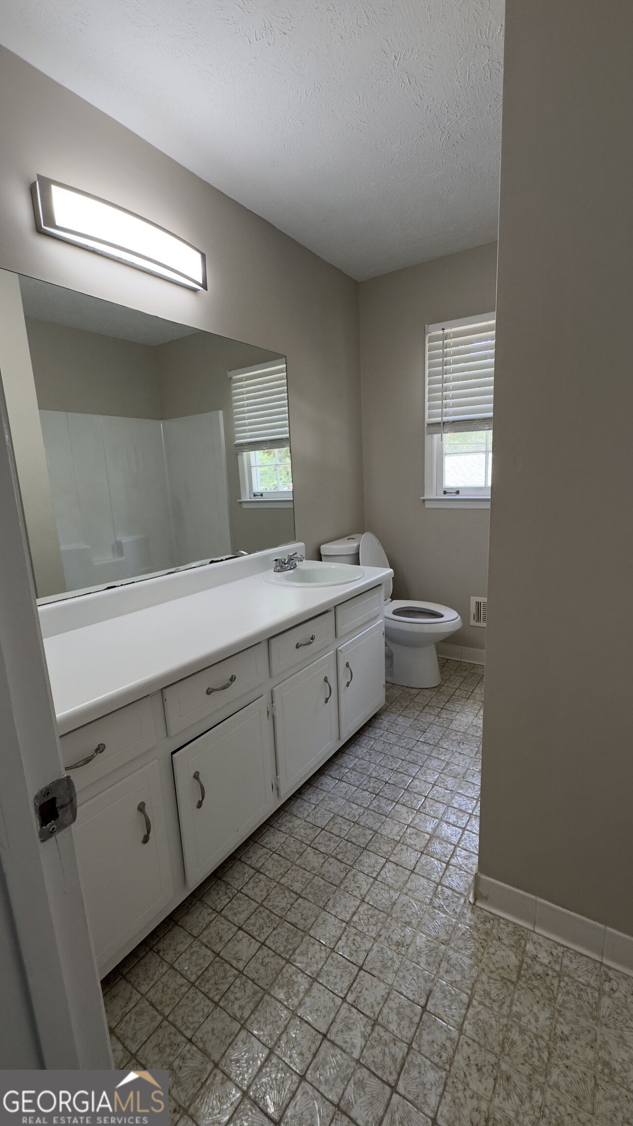 1050 Forest Heights Road Property Photo 22