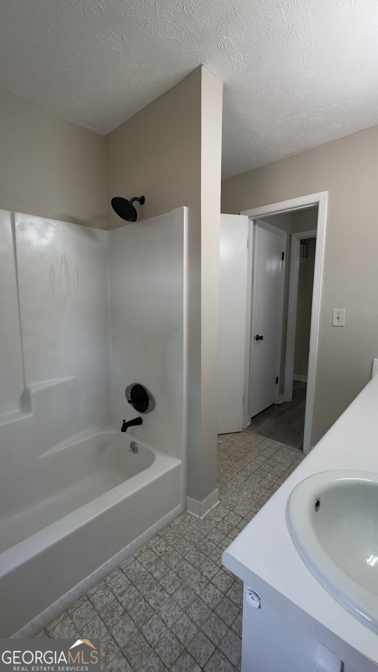 1050 Forest Heights Road Property Photo 23