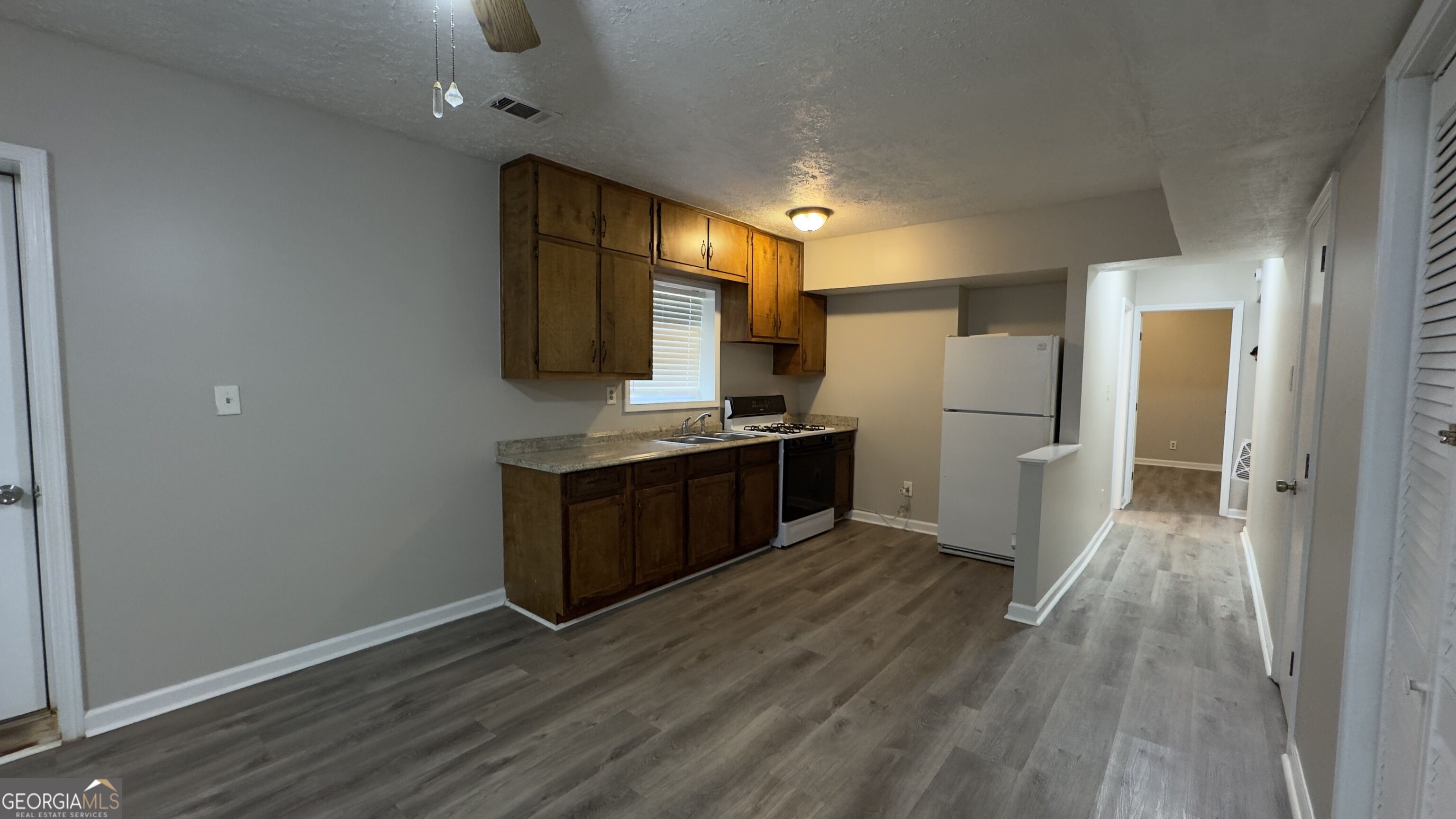 1050 Forest Heights Road Property Photo 30