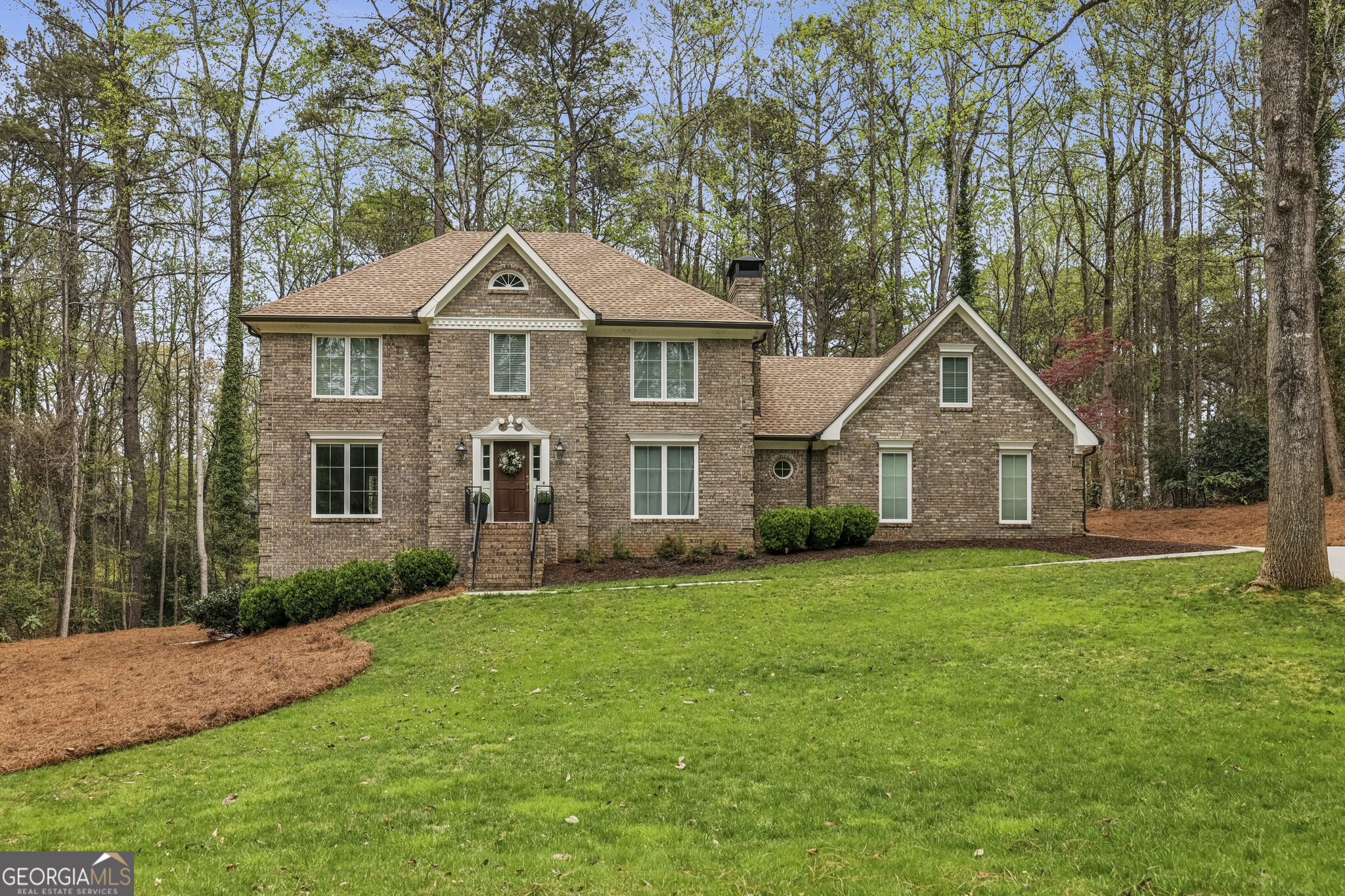 8025 River Circle