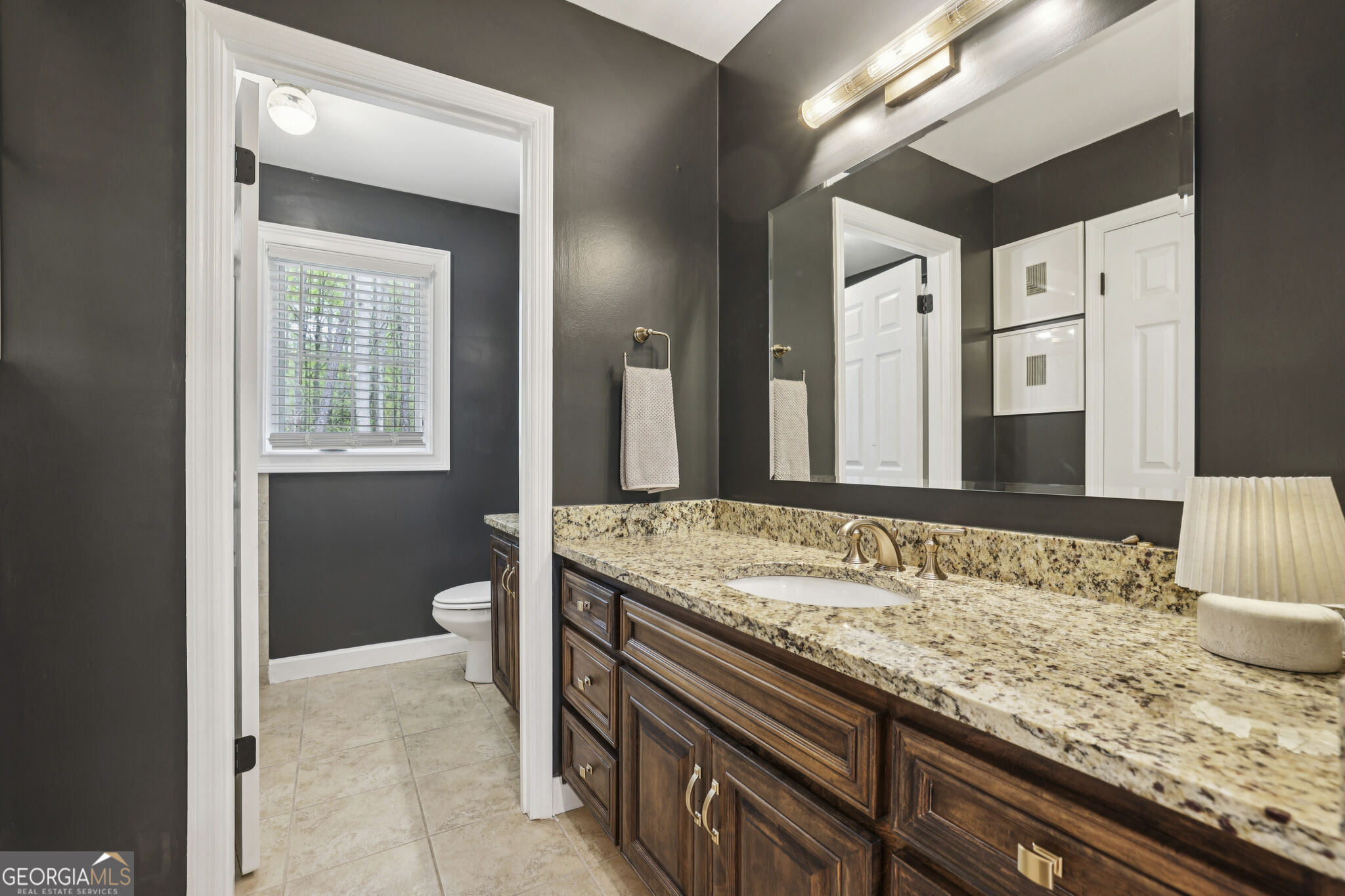 8025 River Circle Property Photo 14