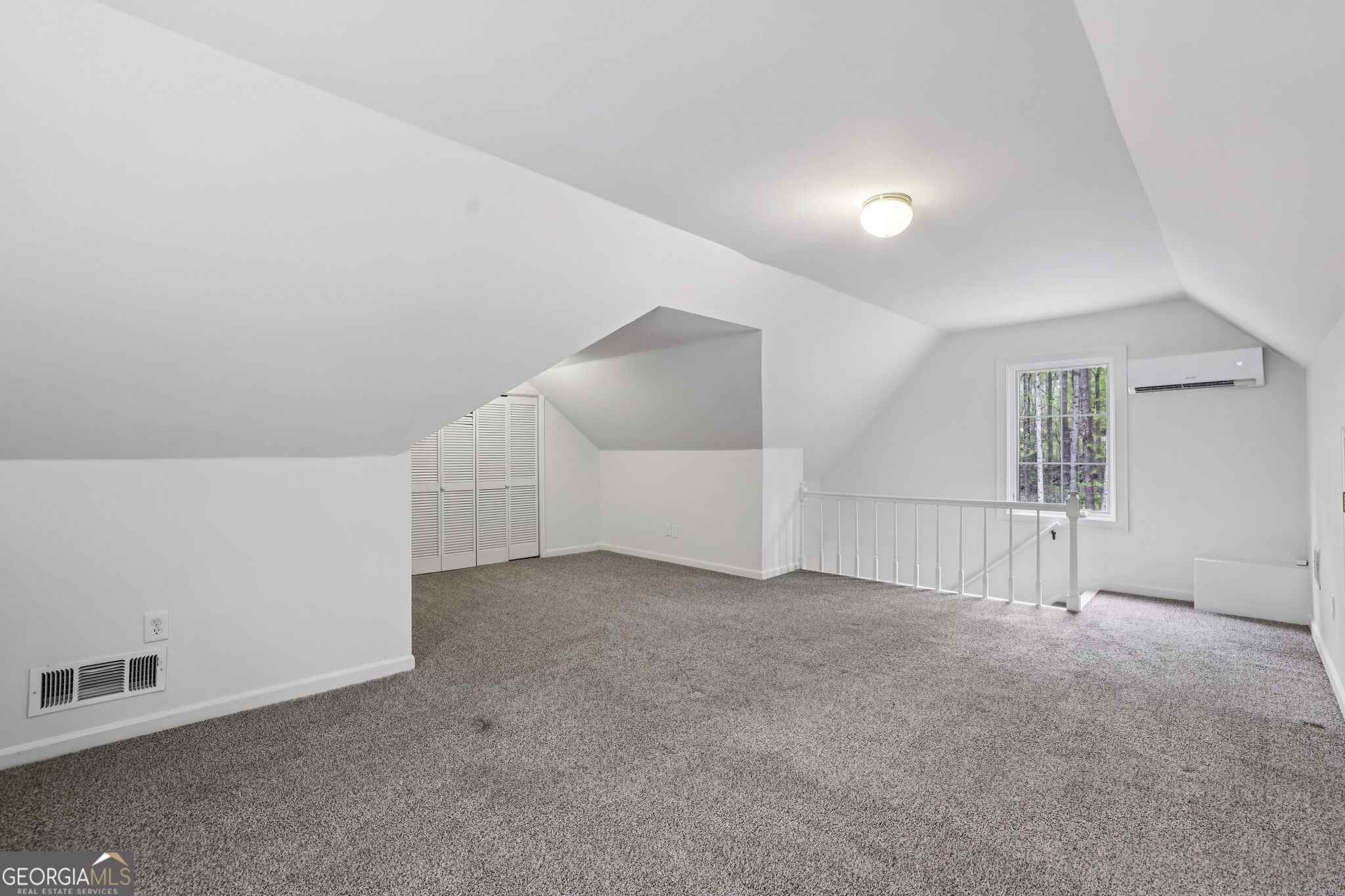 8025 River Circle Property Photo 19