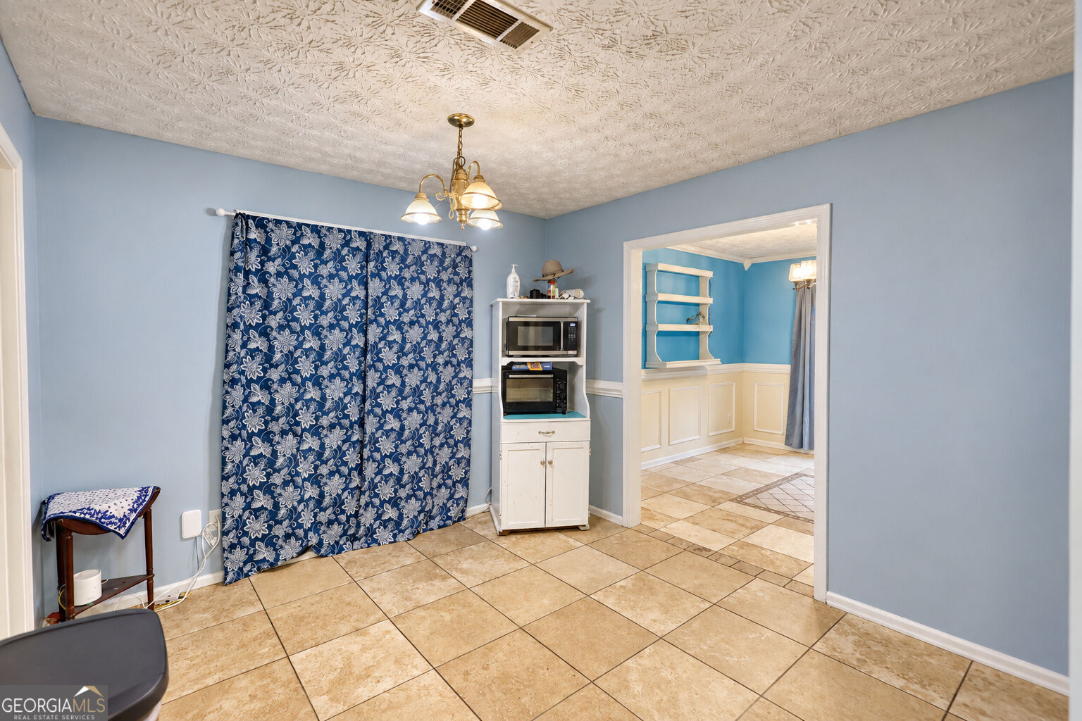 753 Nicholas Court Property Photo 7