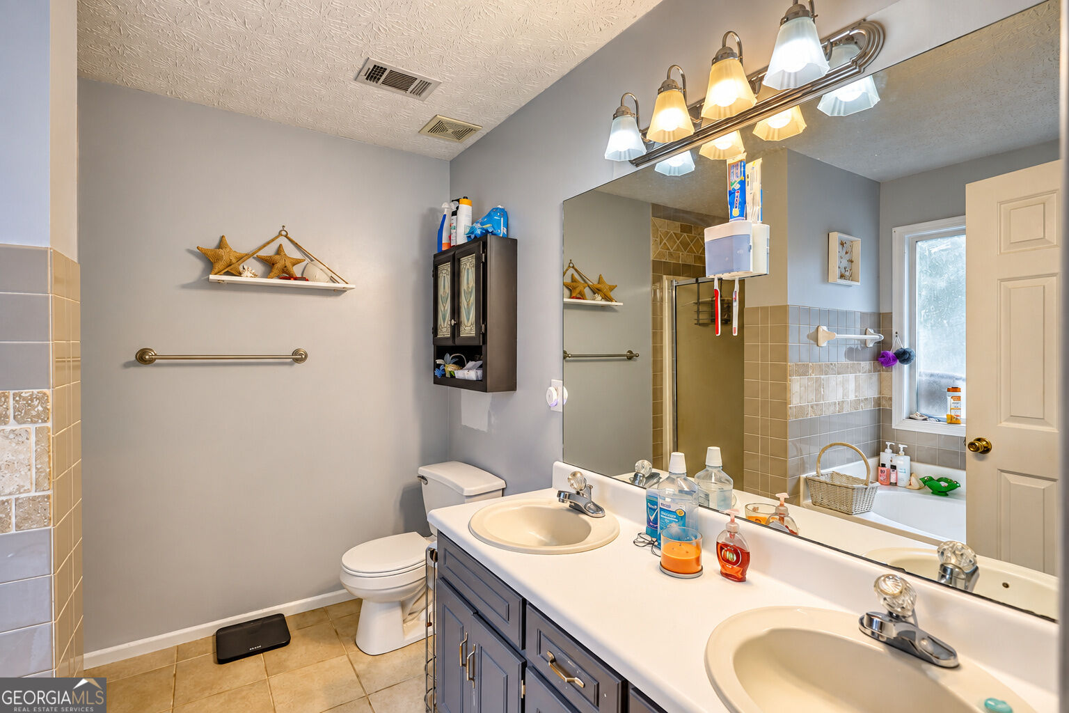 753 Nicholas Court Property Photo 20