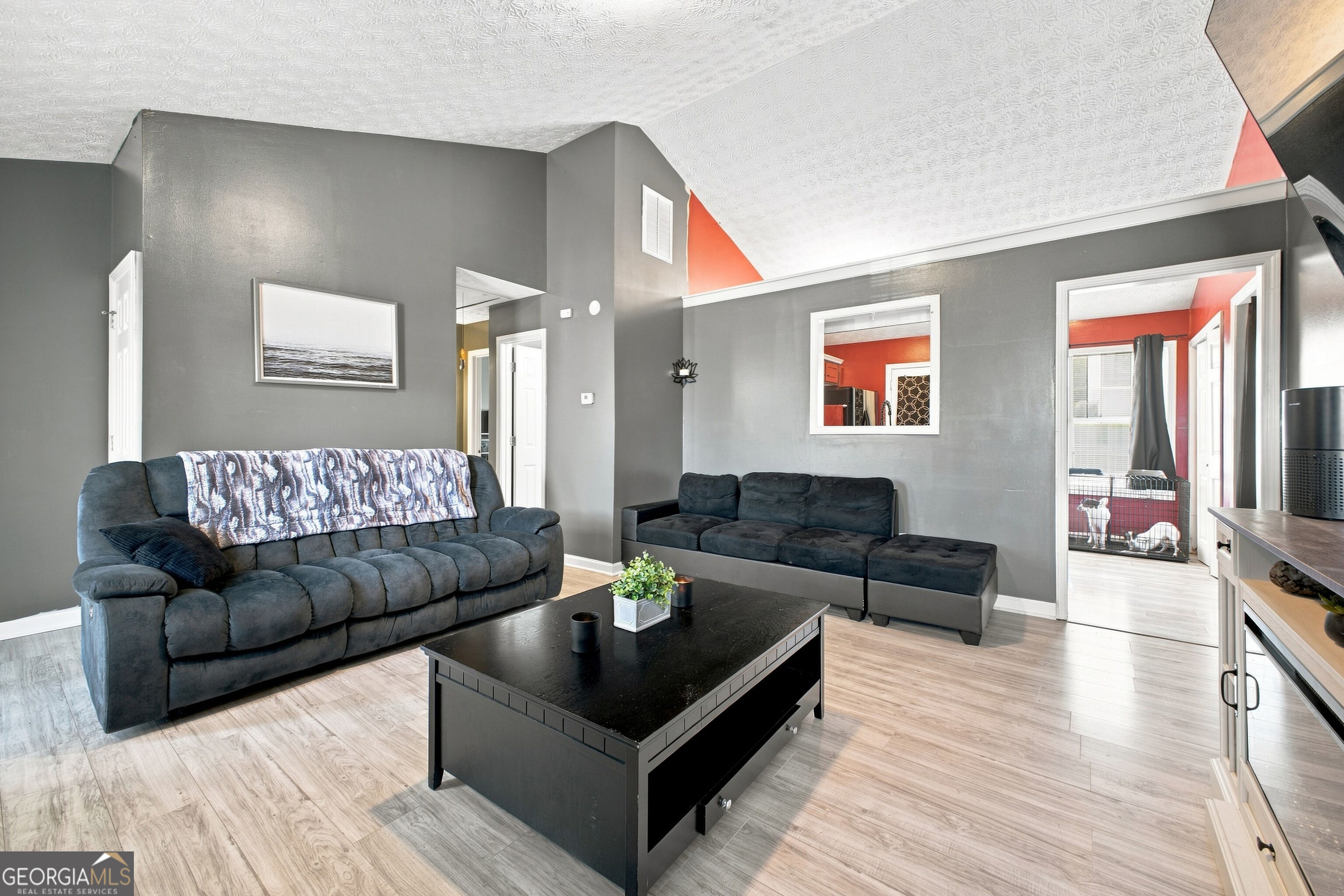 131 Nicole Circle Property Photo 6