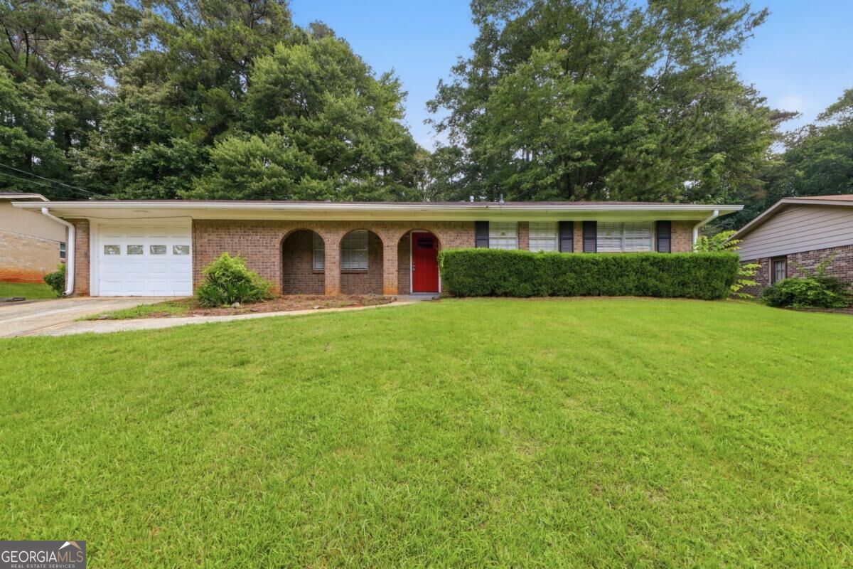 2740 Williamsburg Drive