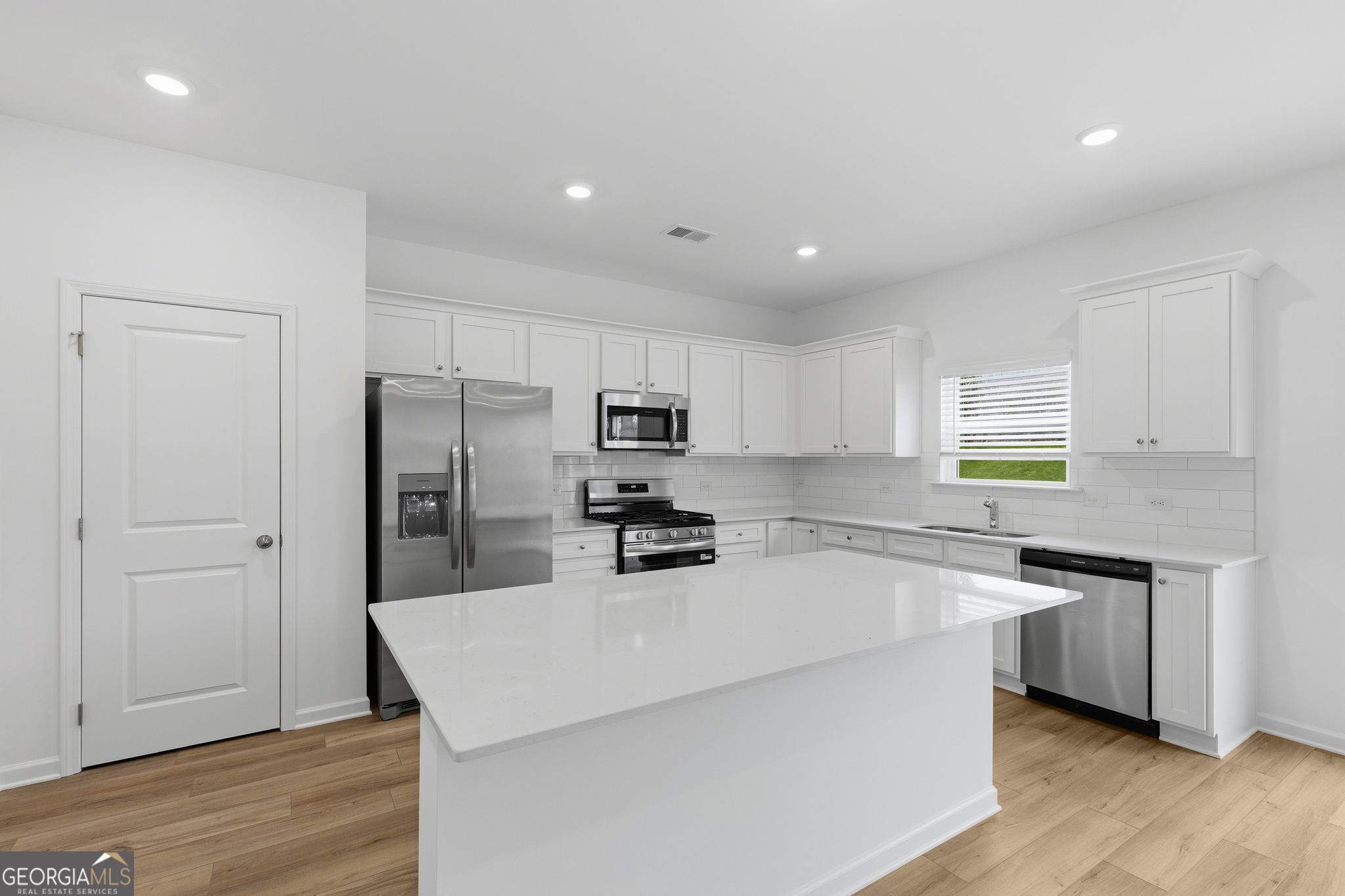 3784 Aiyana Way Property Photo 12