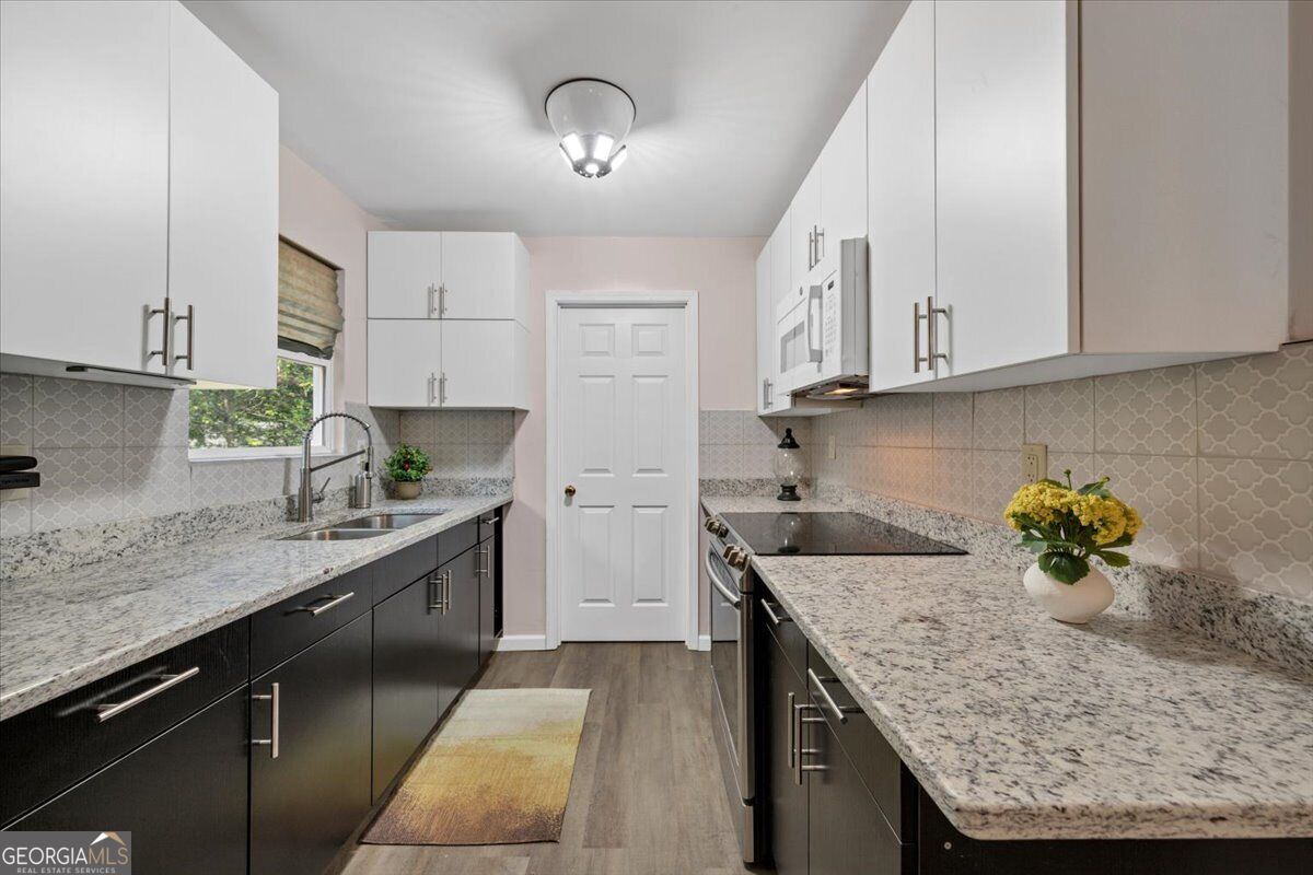 65 Jackson Road Property Photo 8
