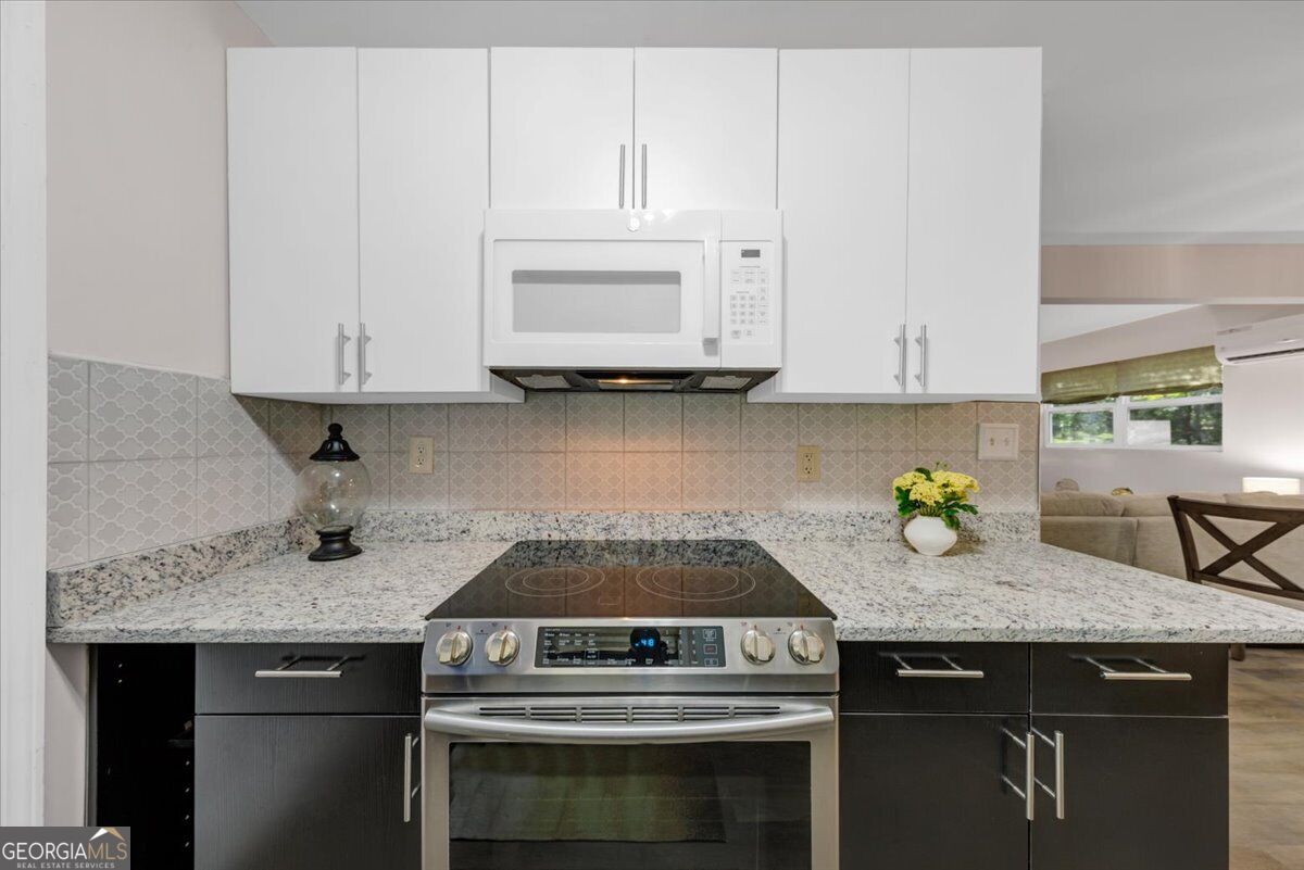 65 Jackson Road Property Photo 11