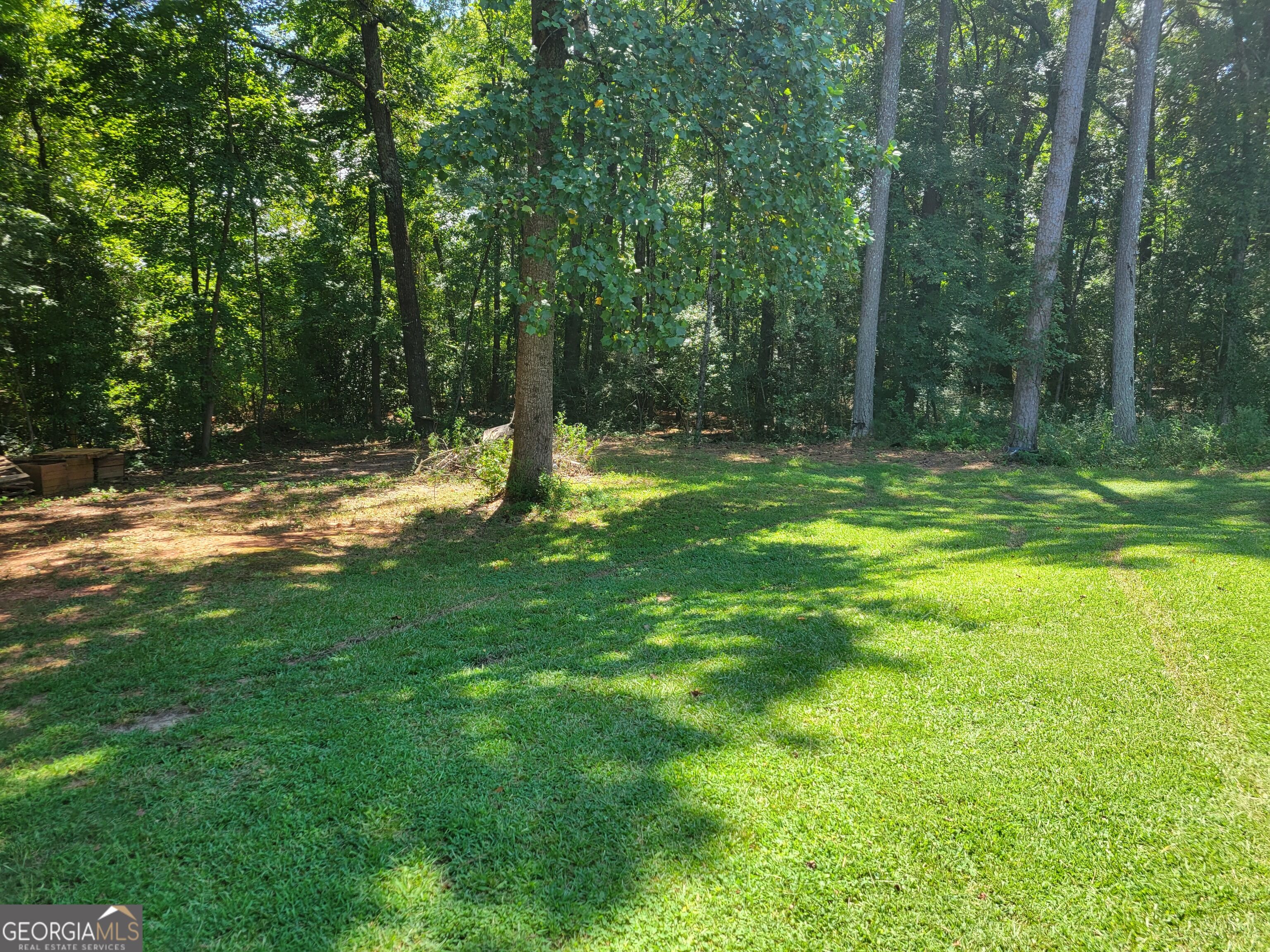 1131 E Main Street Property Photo 10