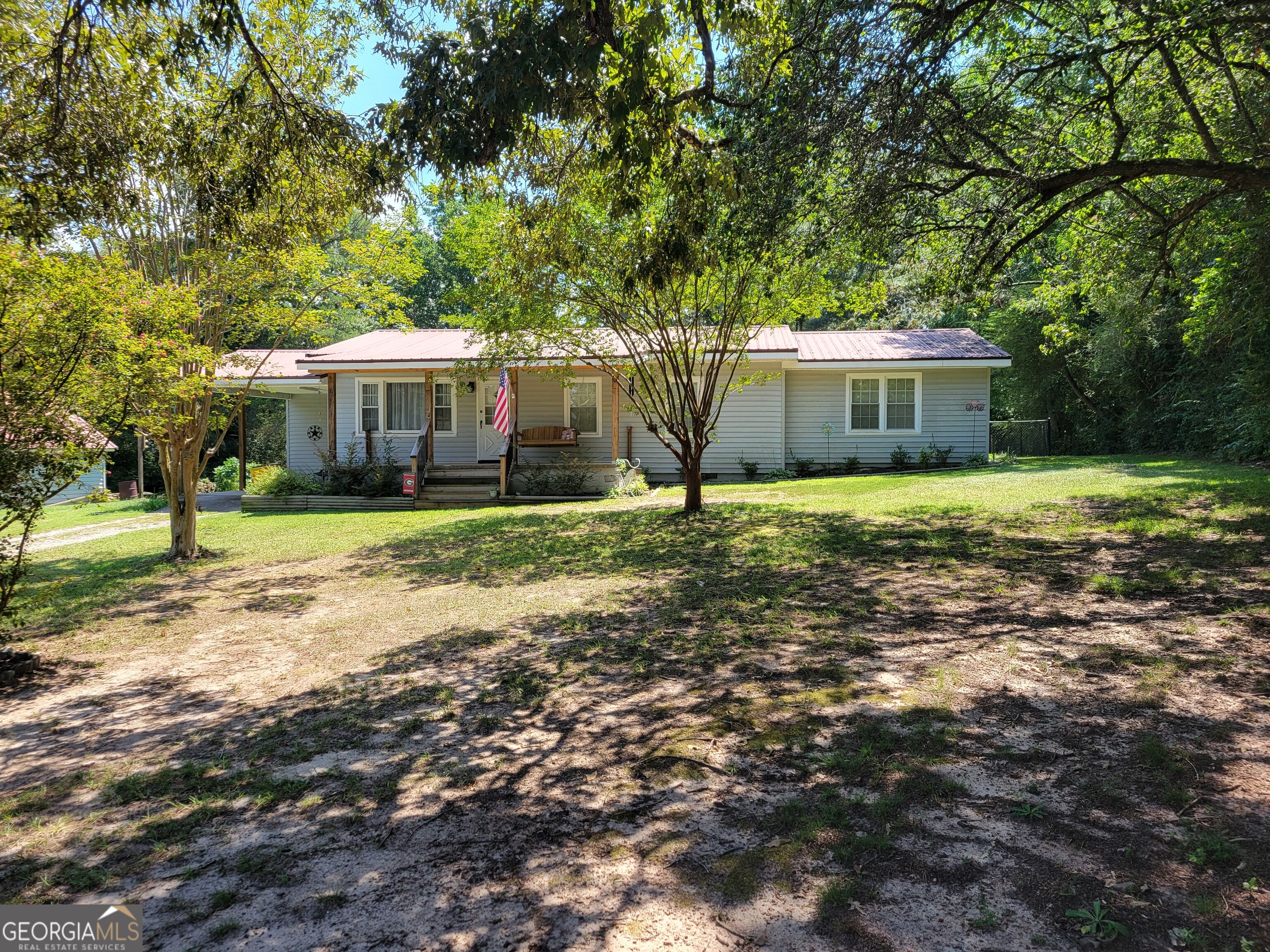 1131 E Main Street Property Photo 16