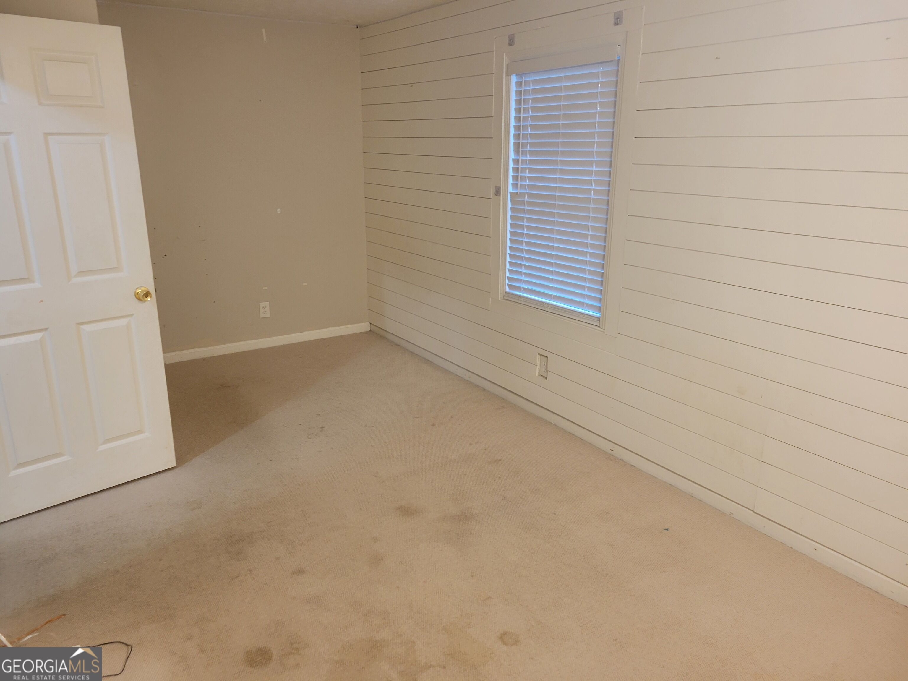 1131 E Main Street Property Photo 24
