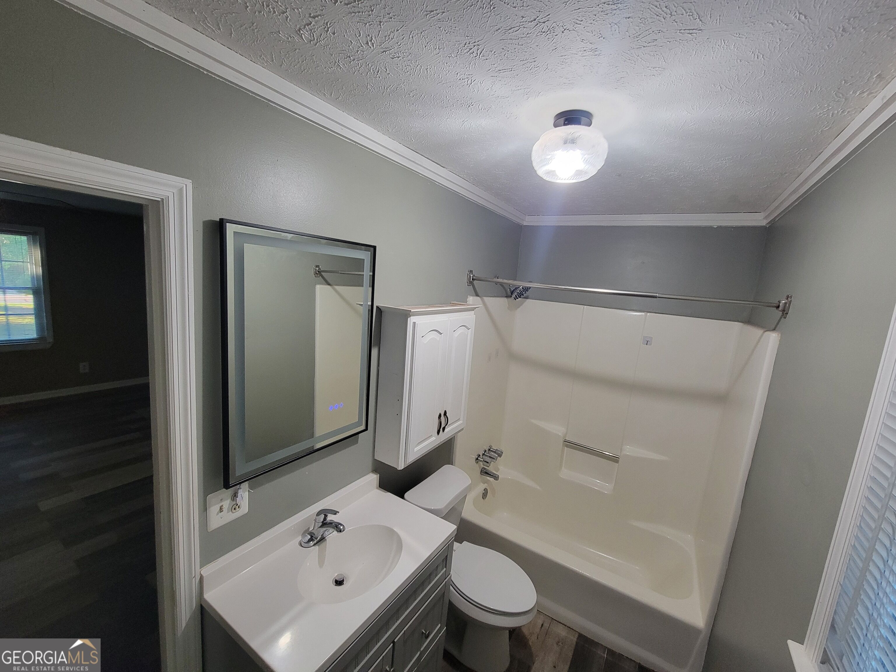 1131 E Main Street Property Photo 27
