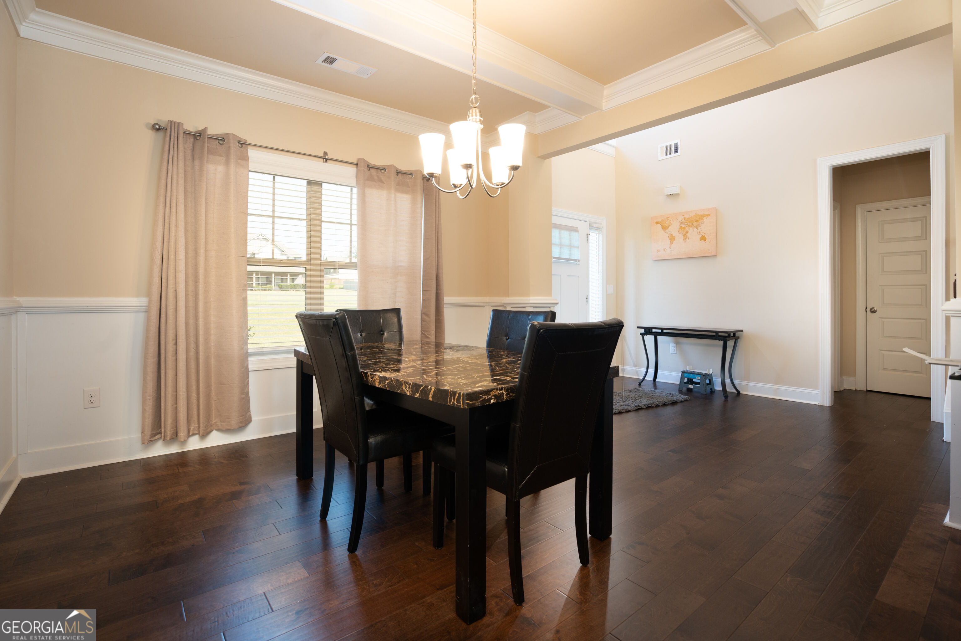 205 Floral View Property Photo 5