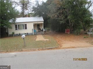 707 Burke Avenue Property Photo 1