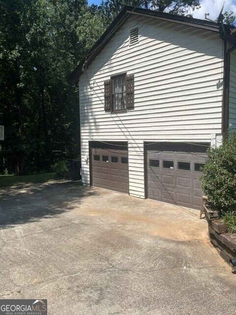 2275 Post Oak Drive Property Photo 2