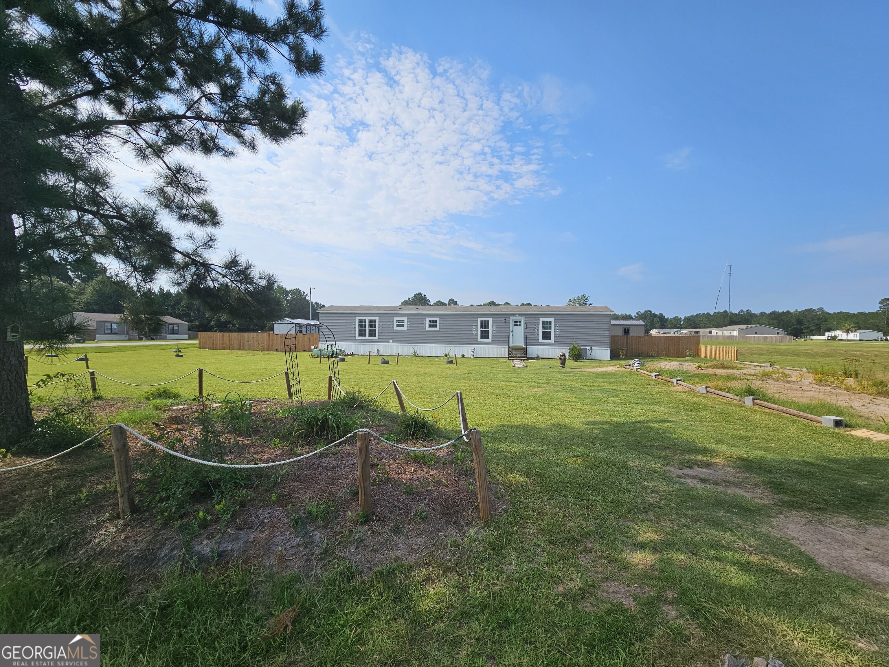 1283 Speckled Trout Circle Ne Property Photo 2
