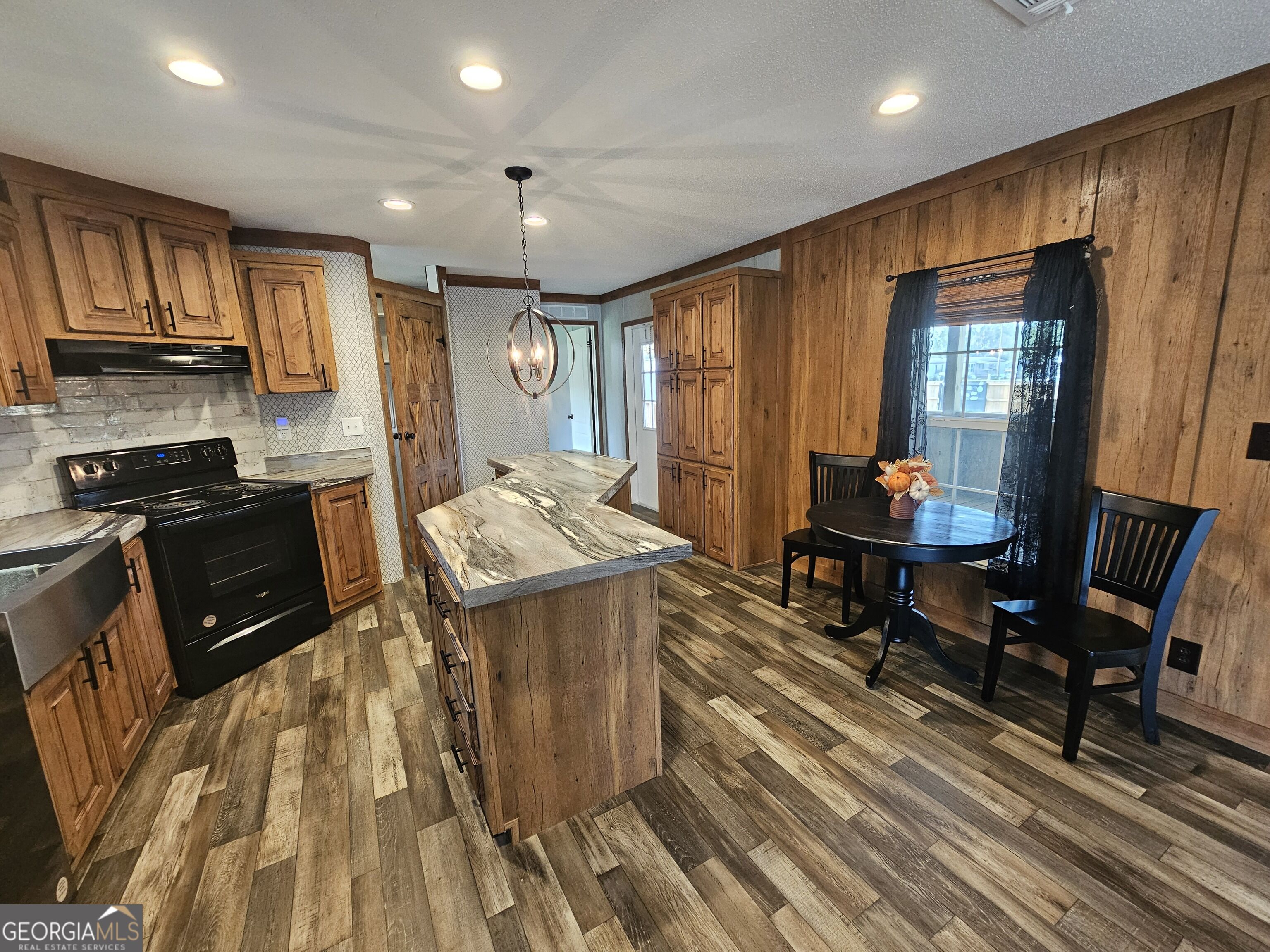 1283 Speckled Trout Circle Ne Property Photo 9