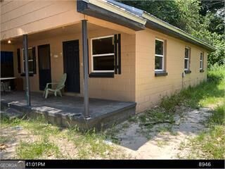 825 Cotton Avenue Property Photo 1