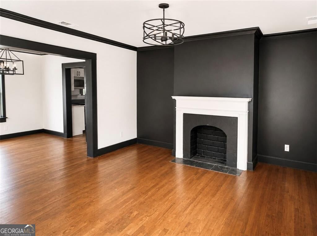 1802 S Gordon Street Sw Property Photo 2