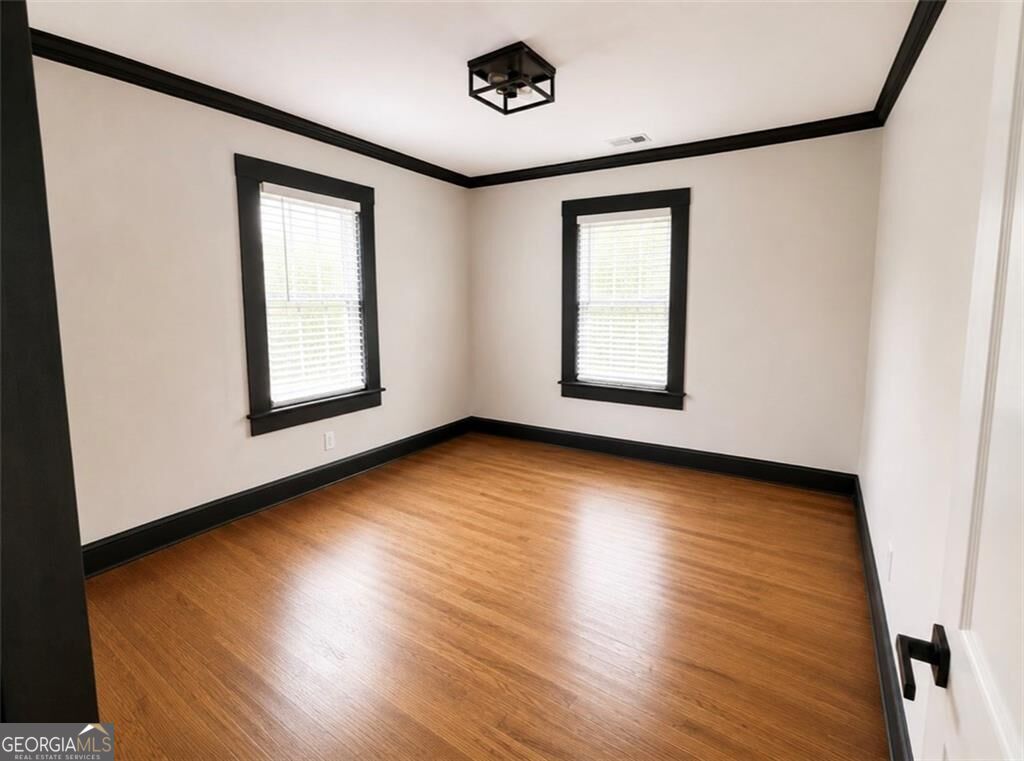 1802 S Gordon Street Sw Property Photo 8
