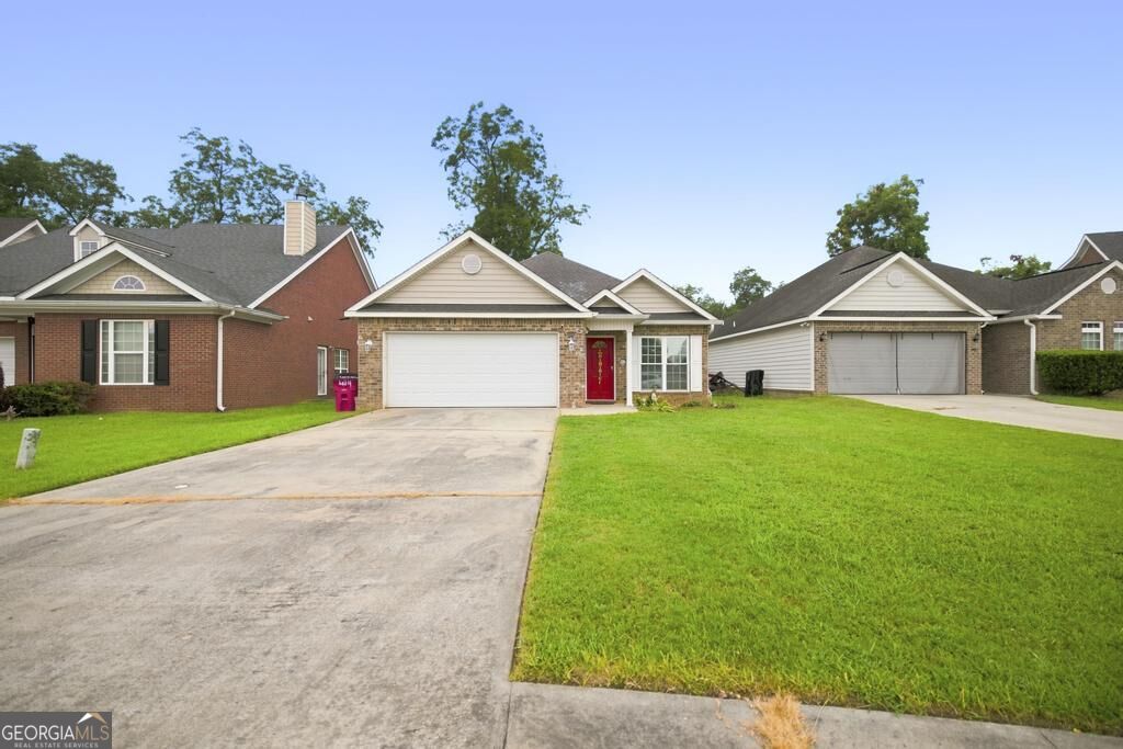 419 Bob White Road Property Photo 3