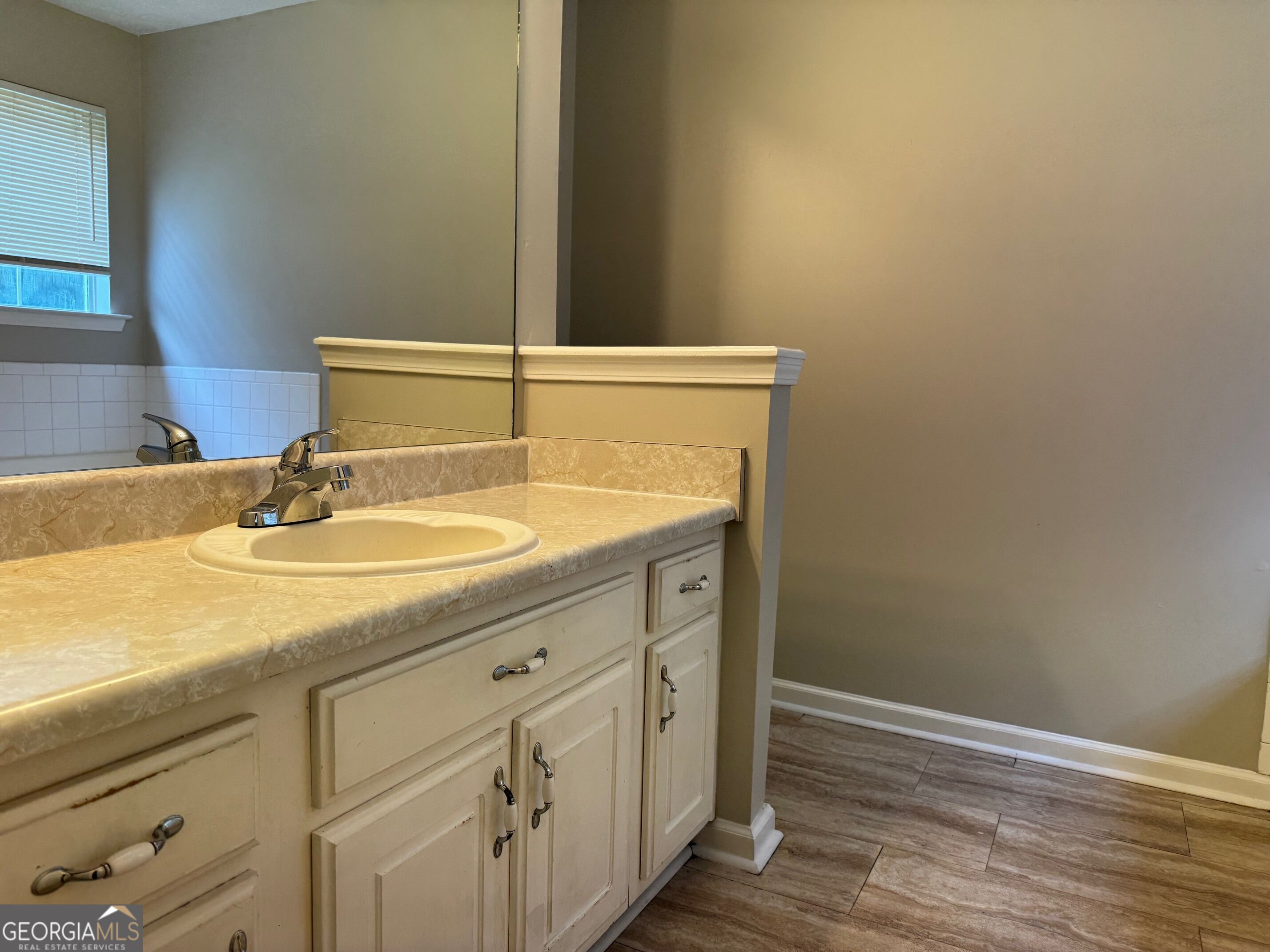 334 Summer Hill Circle Property Photo 11