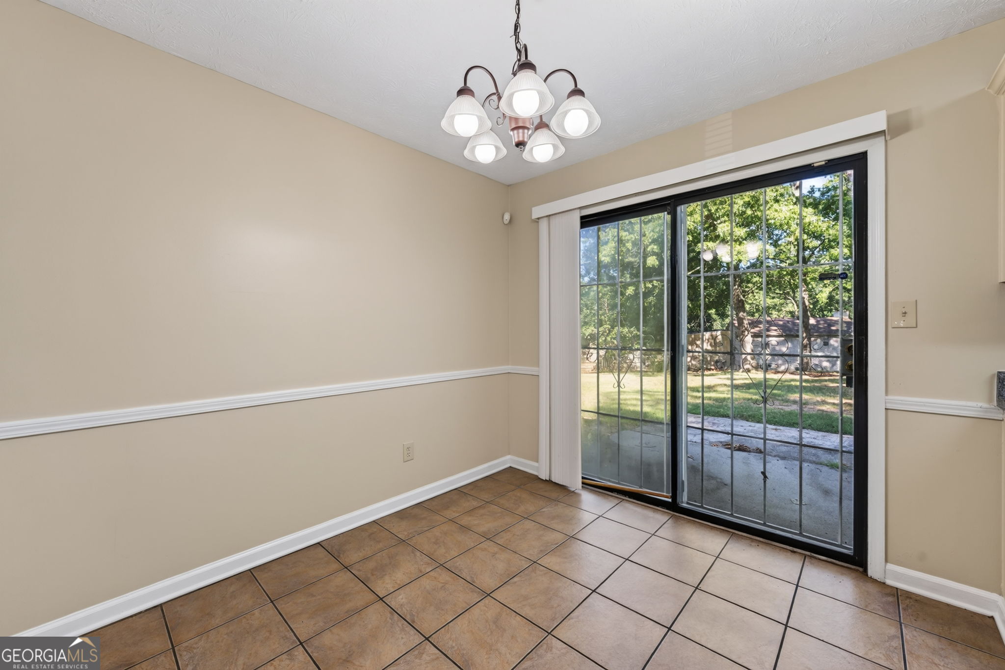 5350 Greenhedge Trail Property Photo 6
