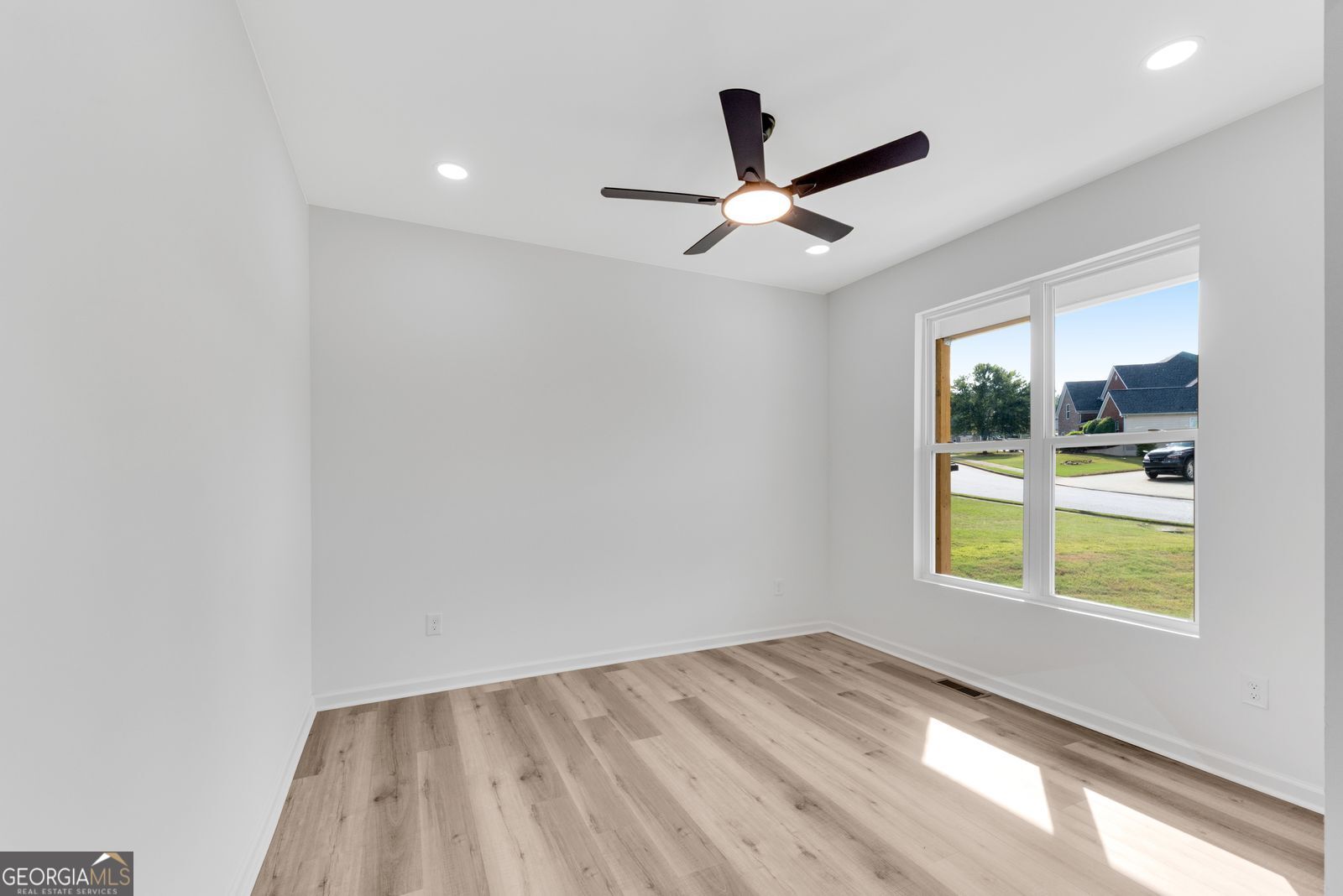 3414 Ashford Loop Property Photo 4