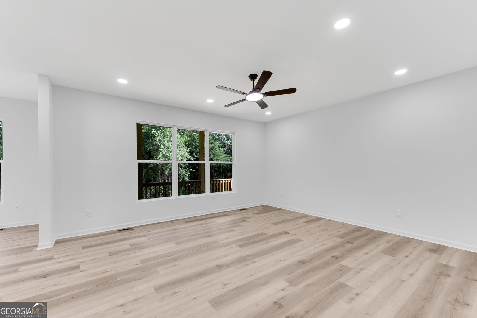 3414 Ashford Loop Property Photo 15