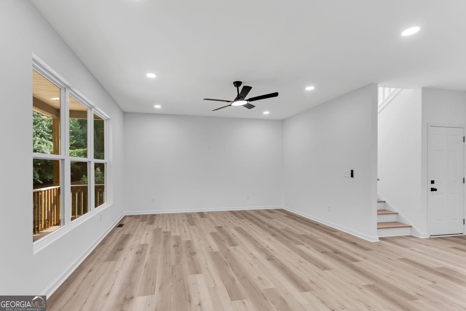 3414 Ashford Loop Property Photo 16