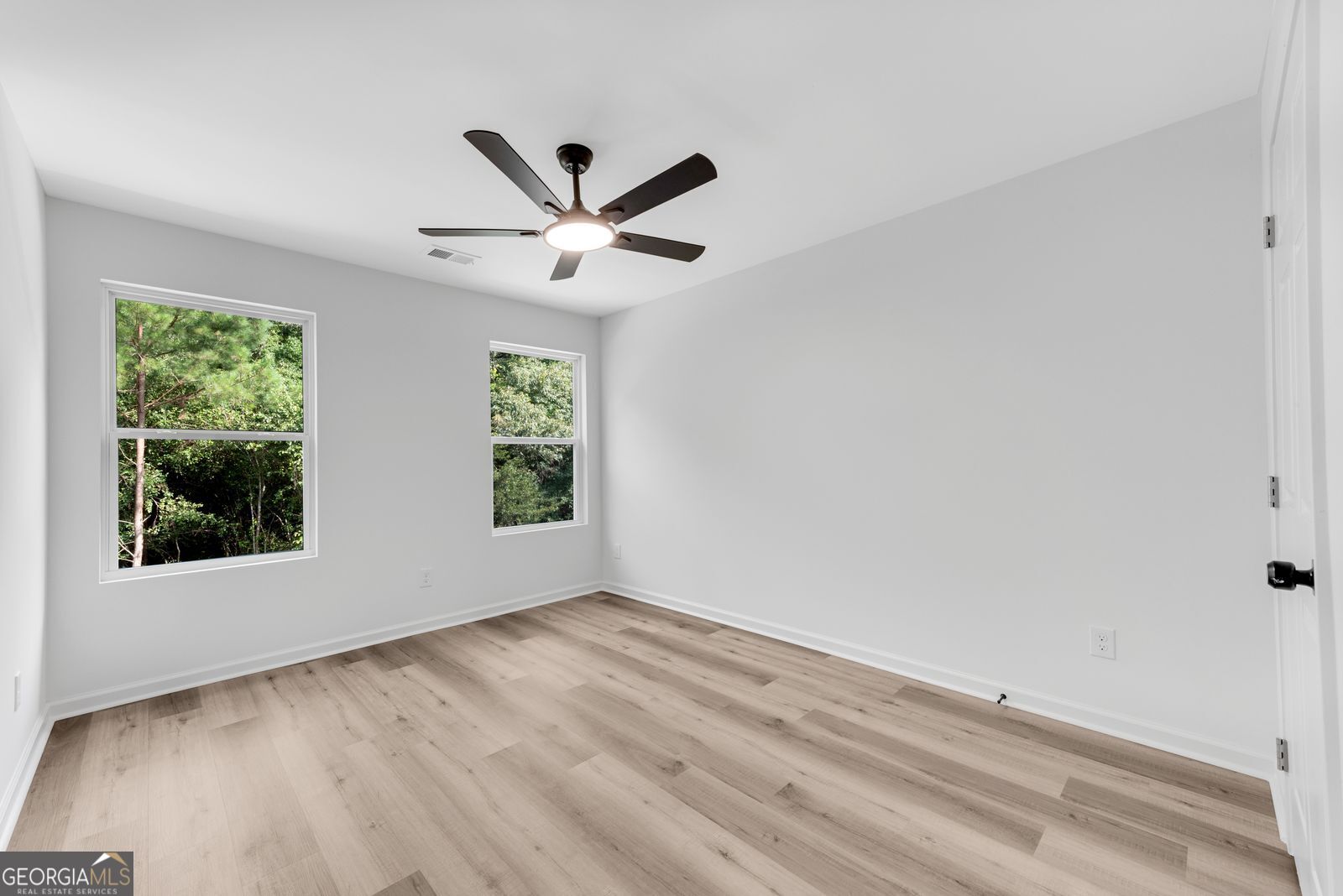 3414 Ashford Loop Property Photo 27