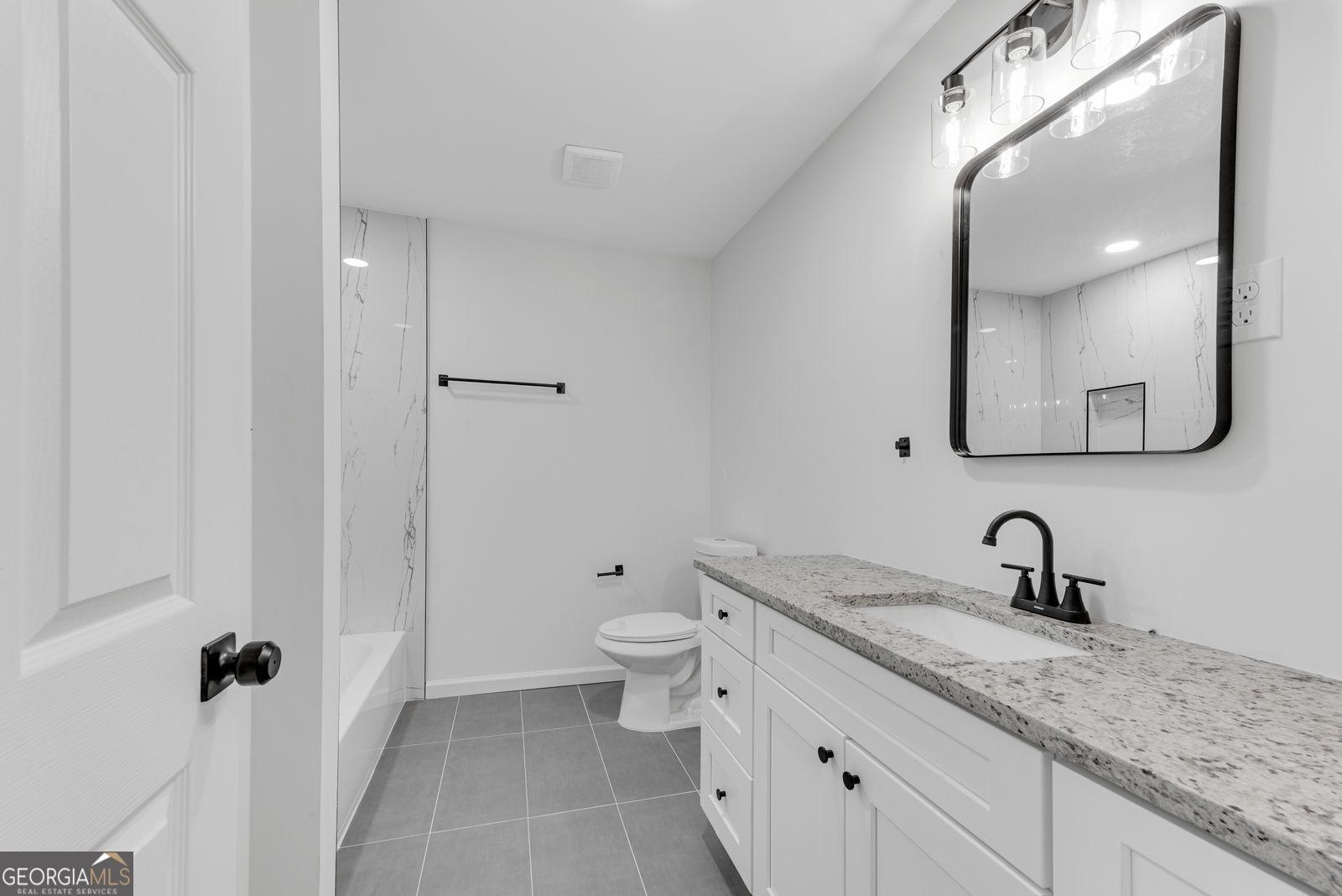 3414 Ashford Loop Property Photo 29