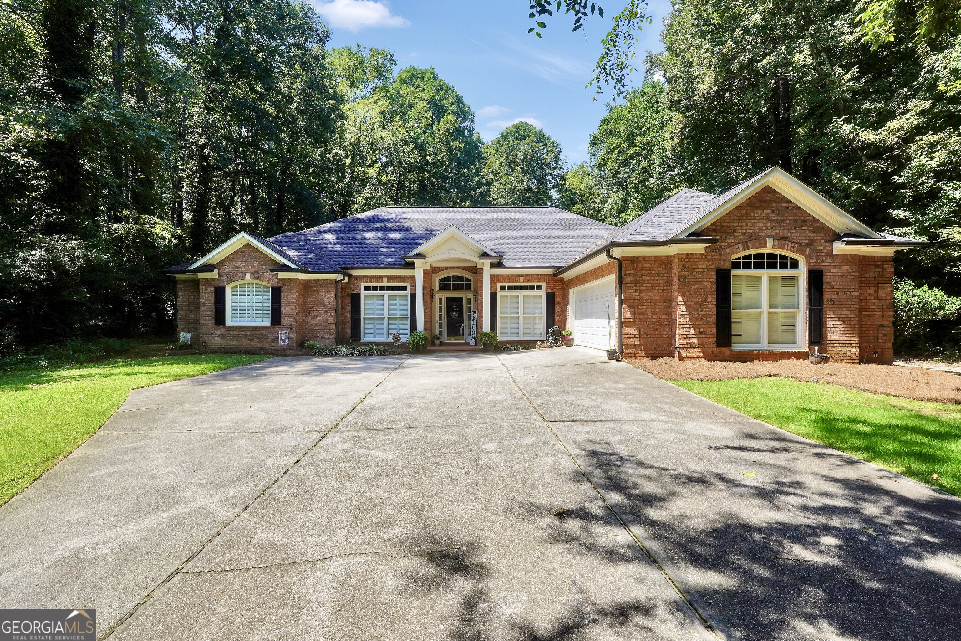 2434 Creekside Trace Property Photo 1