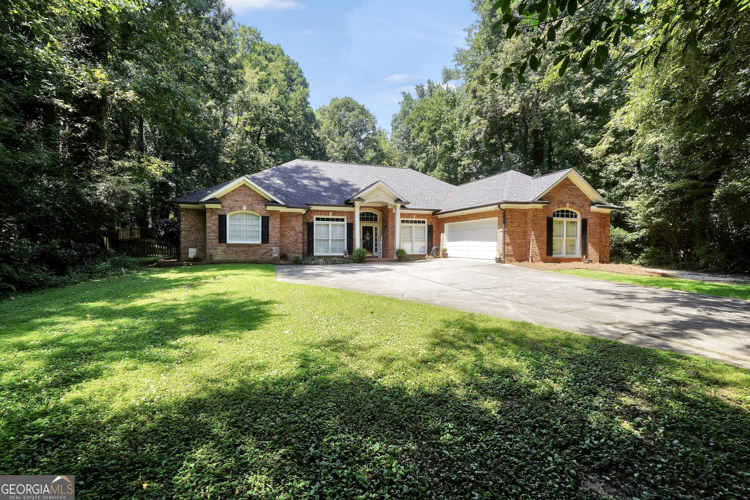 2434 Creekside Trace Property Photo 2