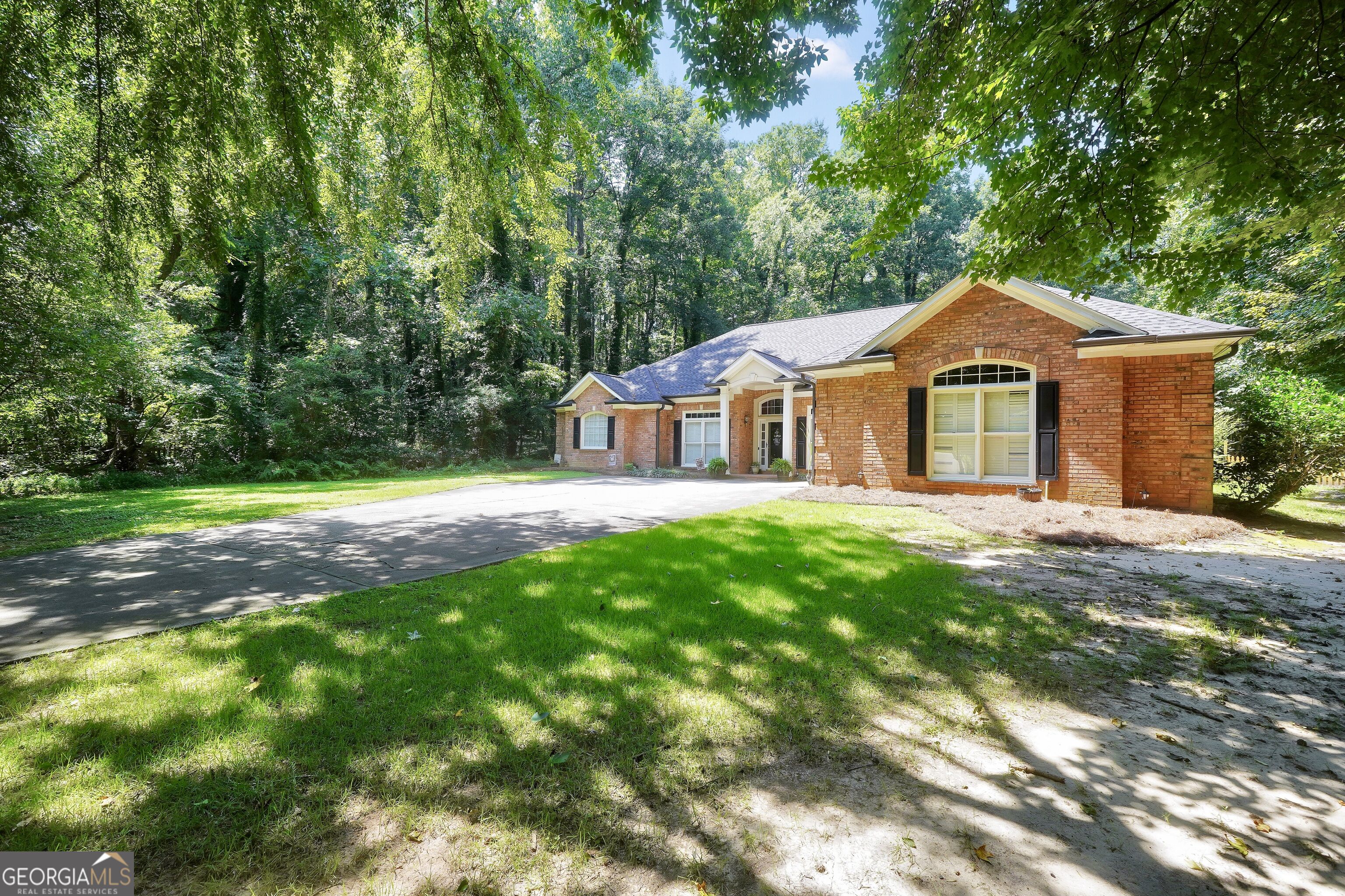 2434 Creekside Trace Property Photo 4