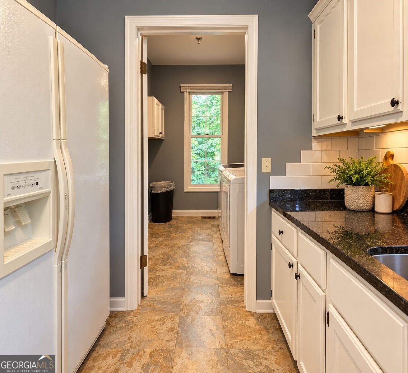 3728 Spring Leaf Lane Property Photo 5
