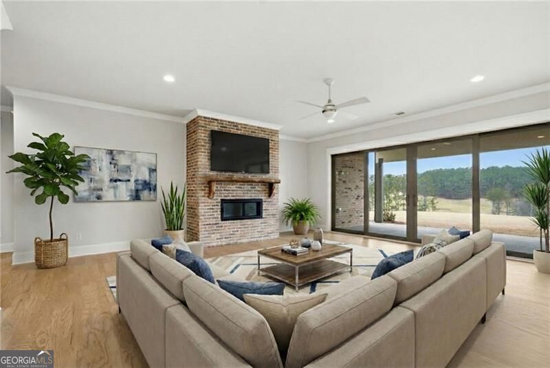5352 Price Property Photo 21