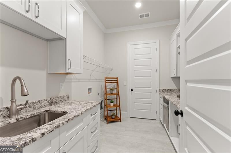 5352 Price Property Photo 40