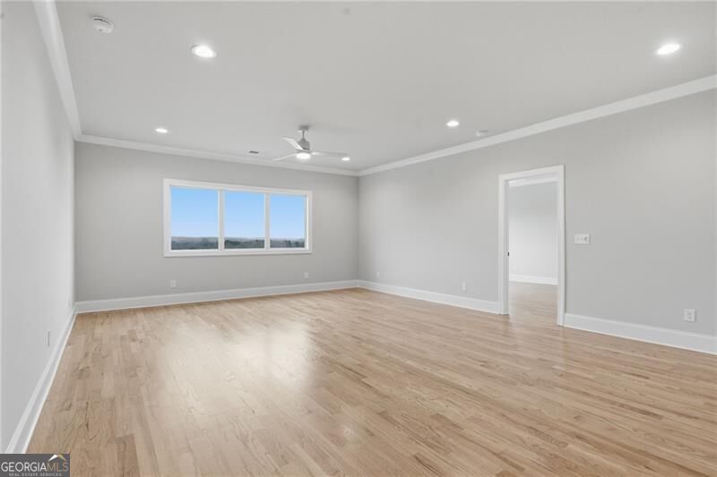 5352 Price Property Photo 44