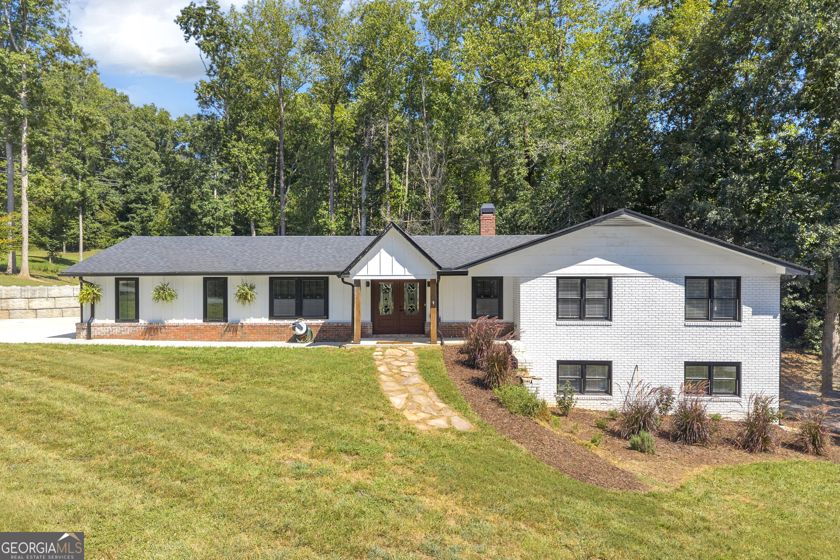 263 Pressley Road Property Photo 1
