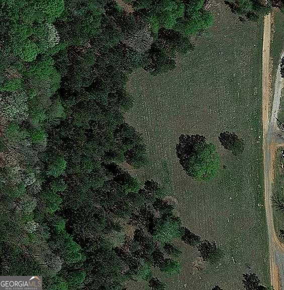 744 Mauldin Road Property Photo 1