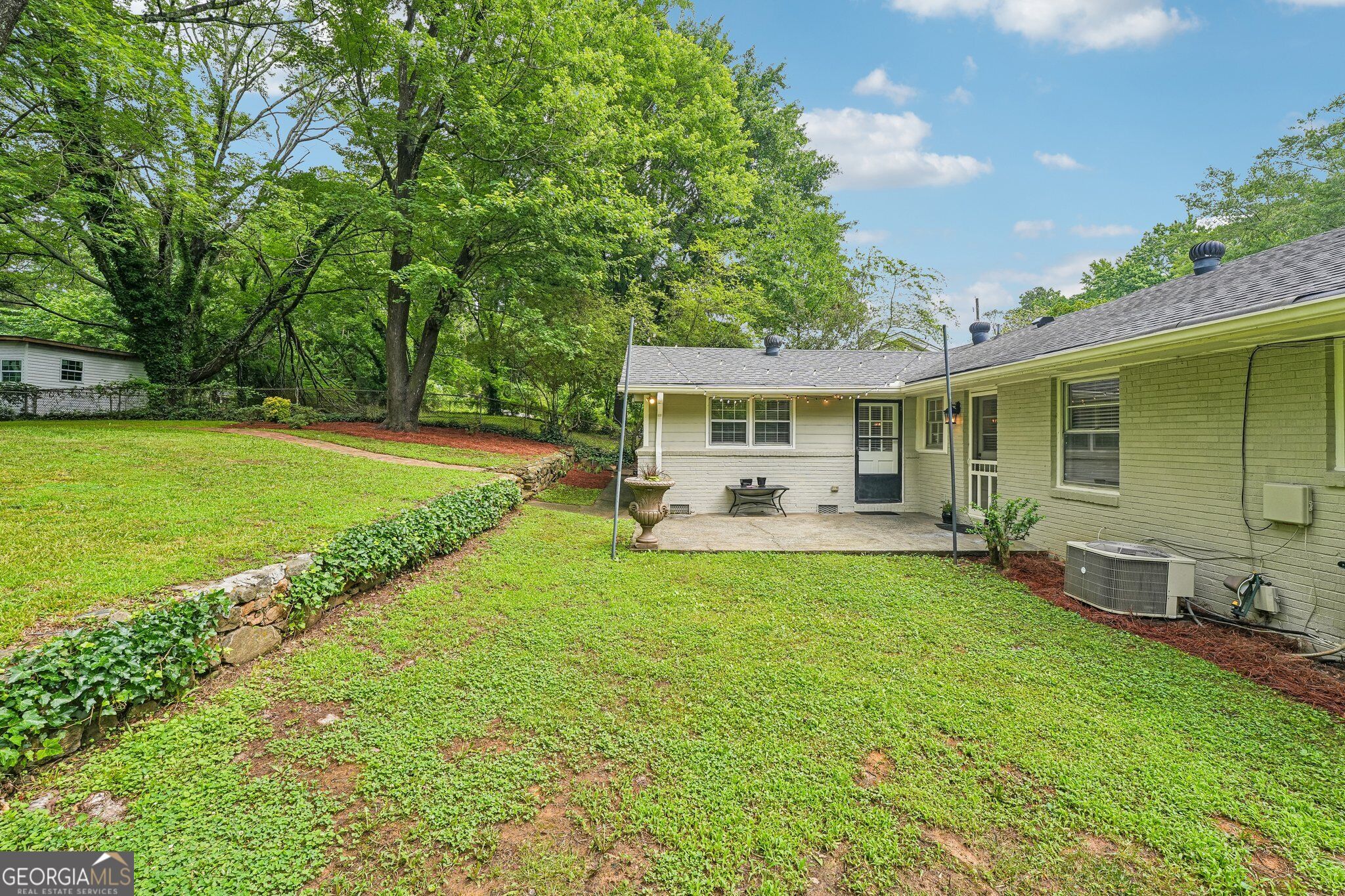 2120 Meadowbrook Lane Se Property Photo 29