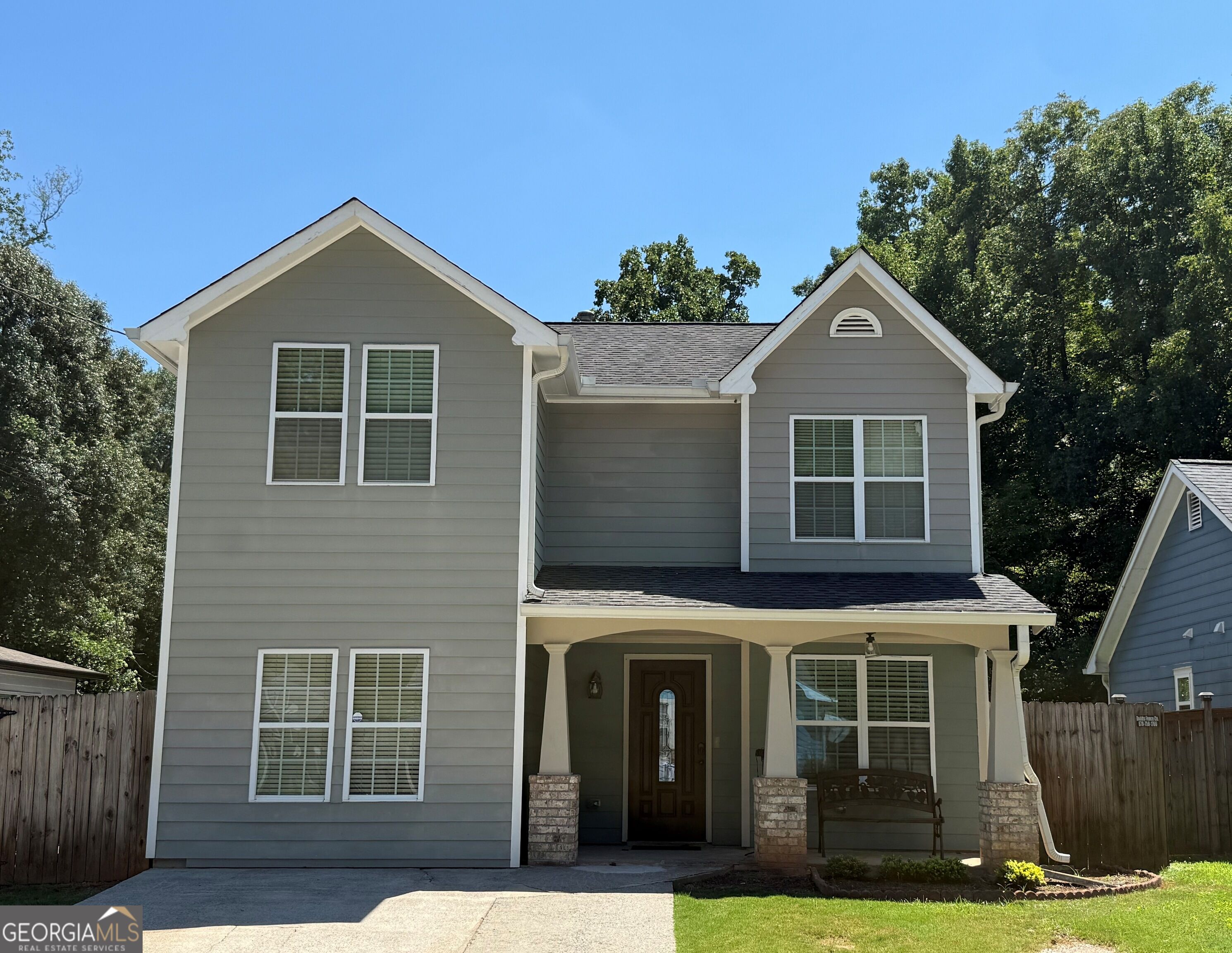 2831 Pebblebrook Court Property Photo 1