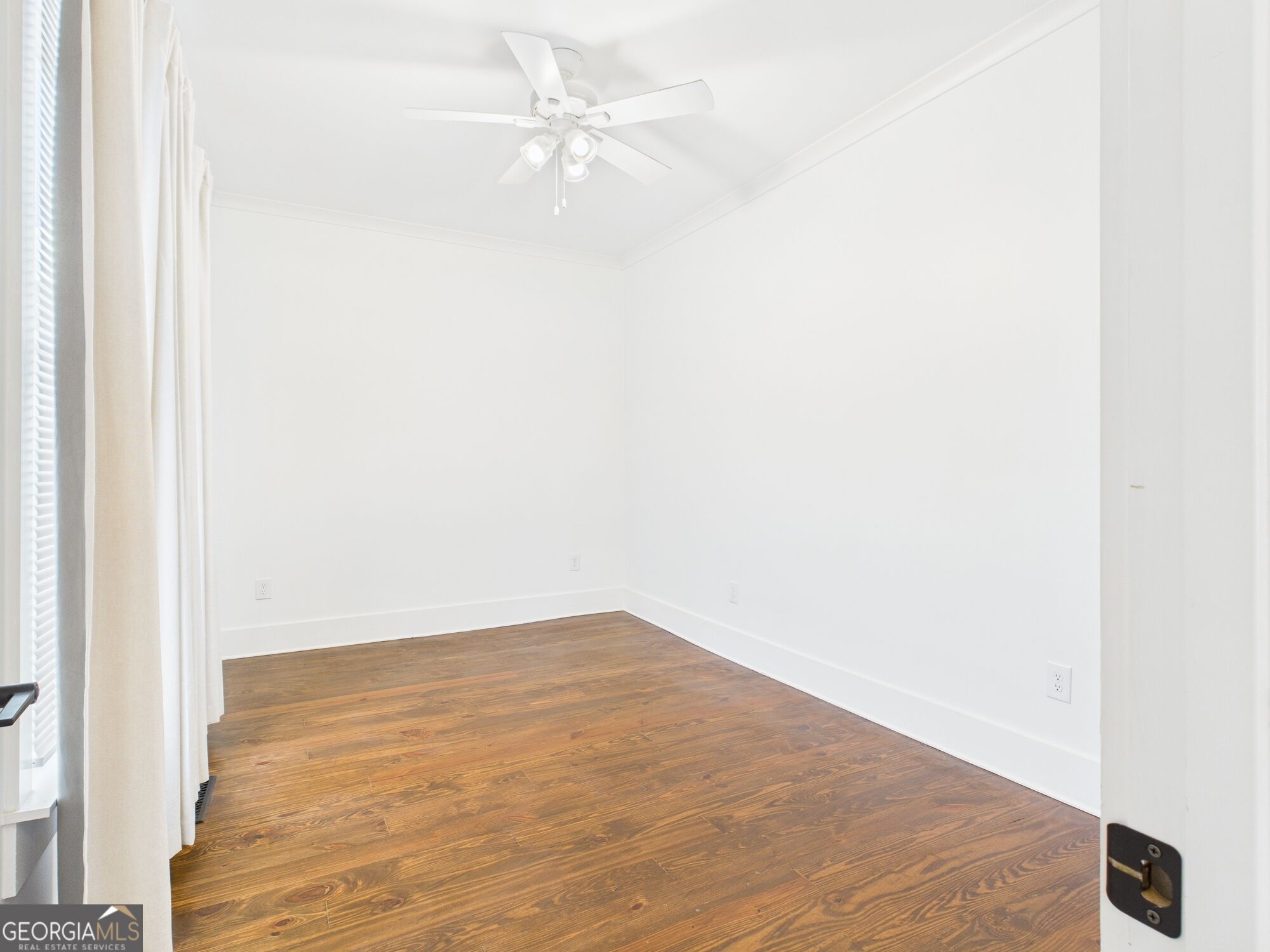 4970 Macon Highway Property Photo 14