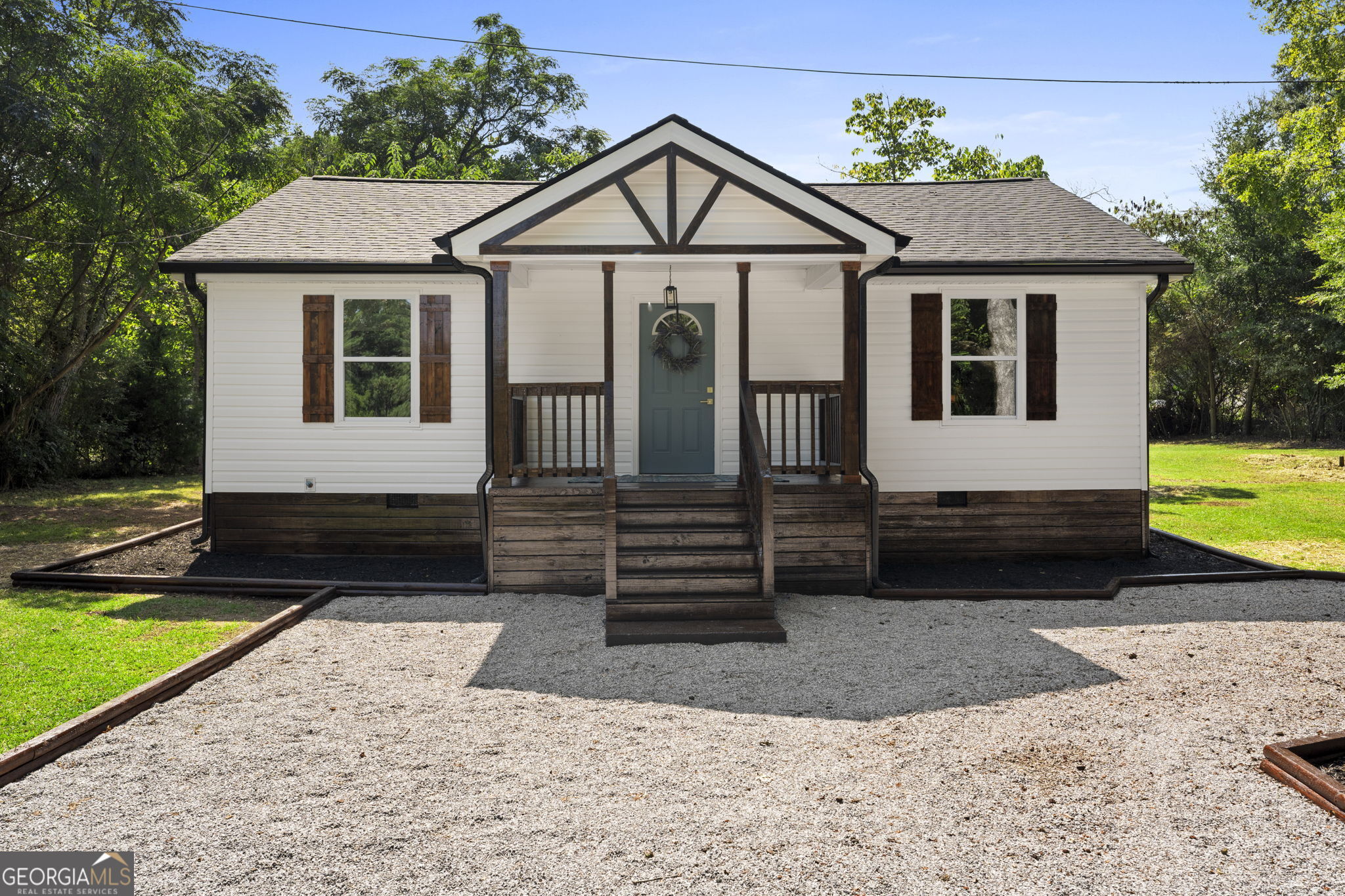 92 Circle Street Property Photo 1
