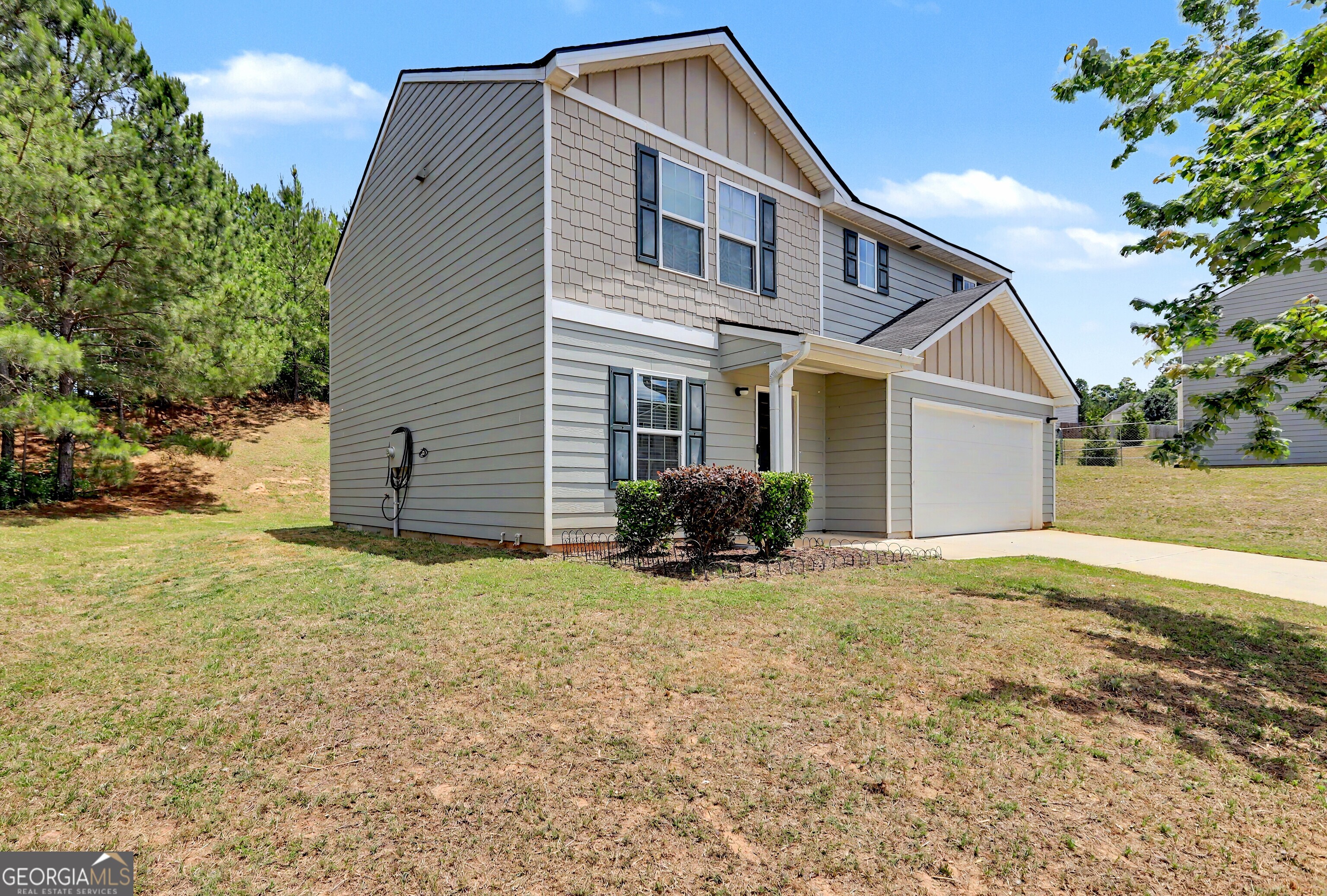 1777 Robinson Court Property Photo 2